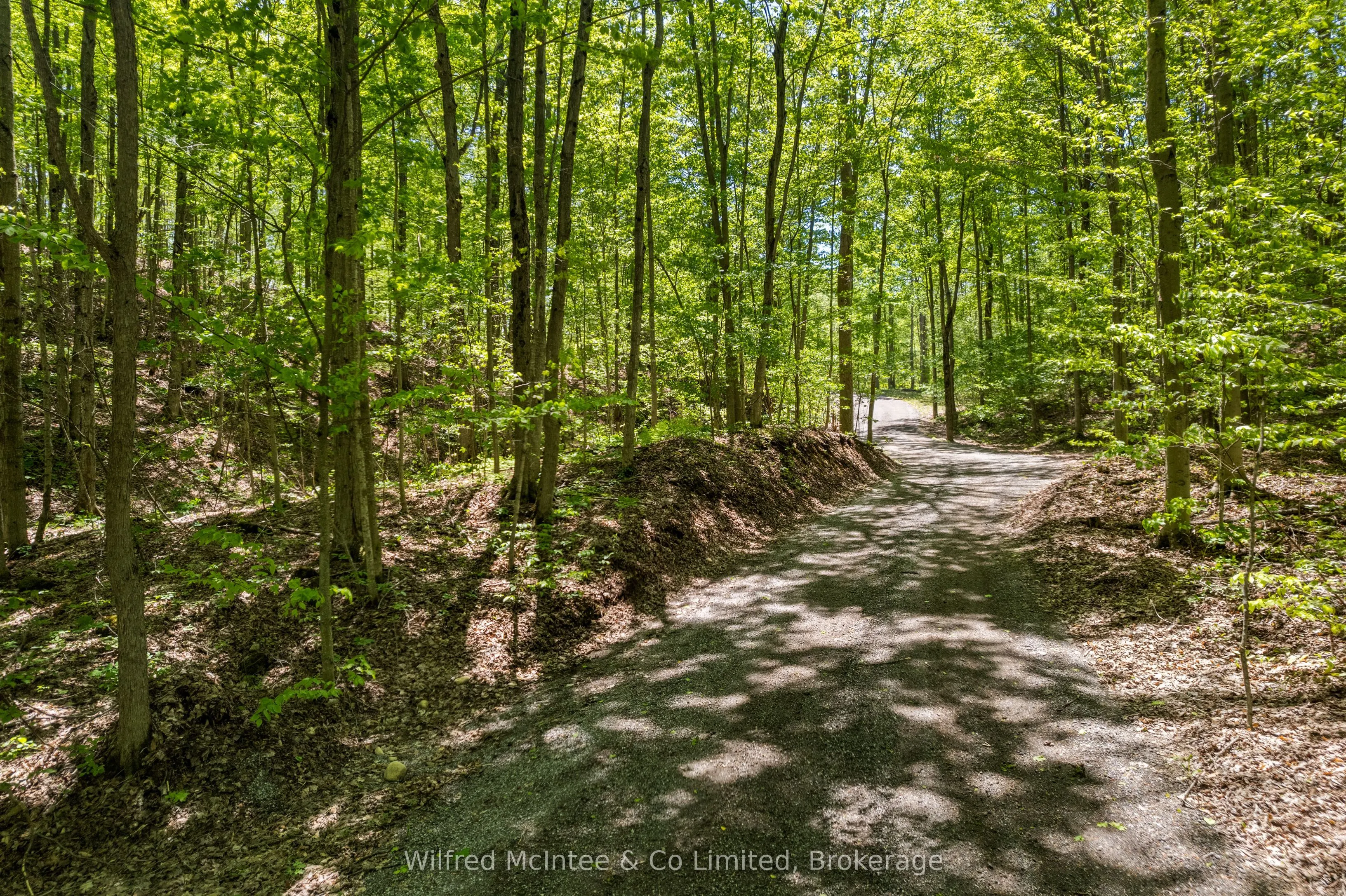 622829 Moto Park Road
