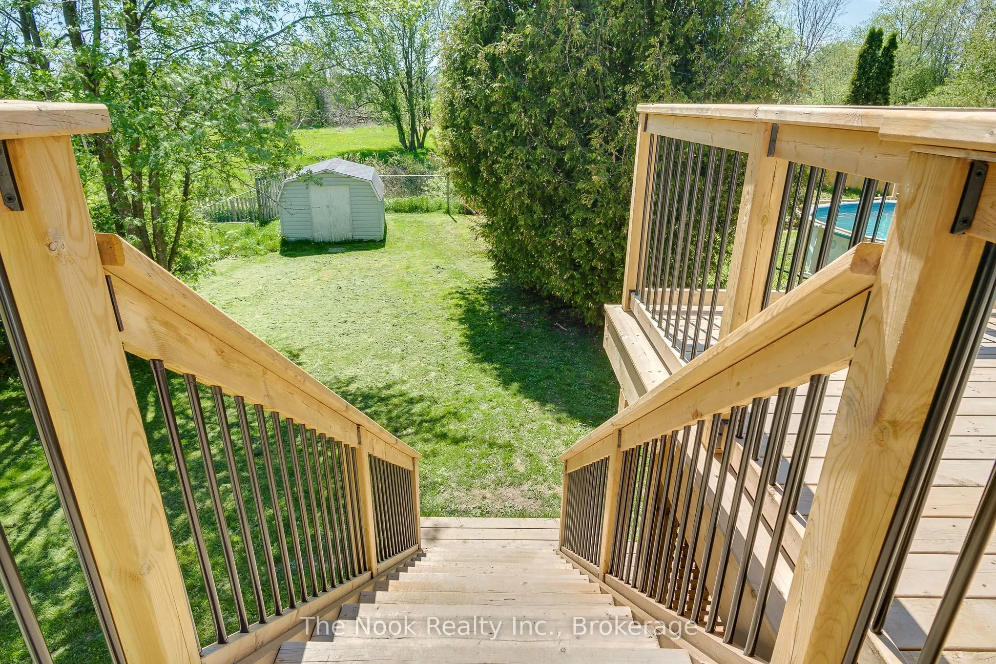 95 Peacock Boulevard
