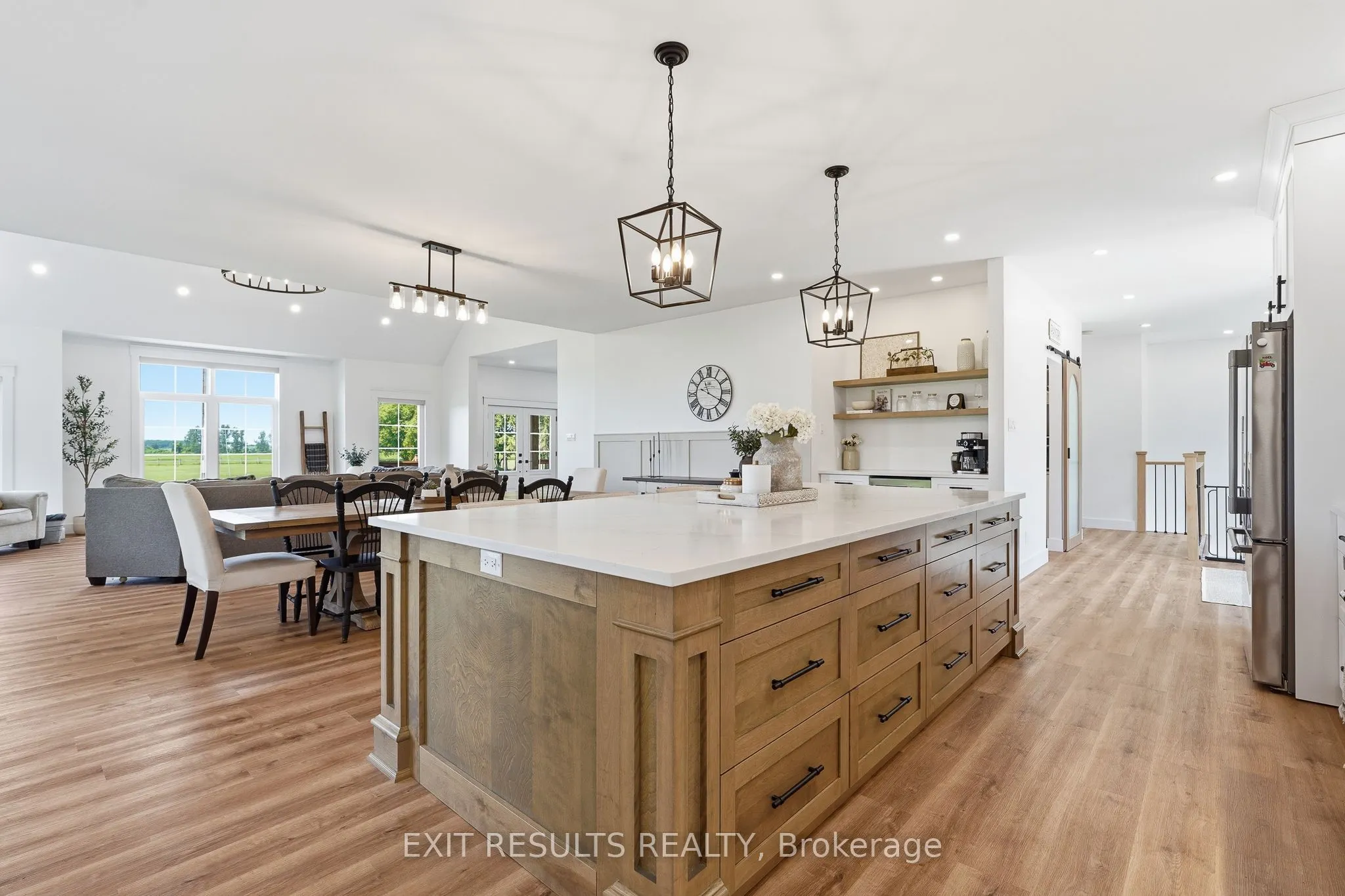 2083 Groves Road