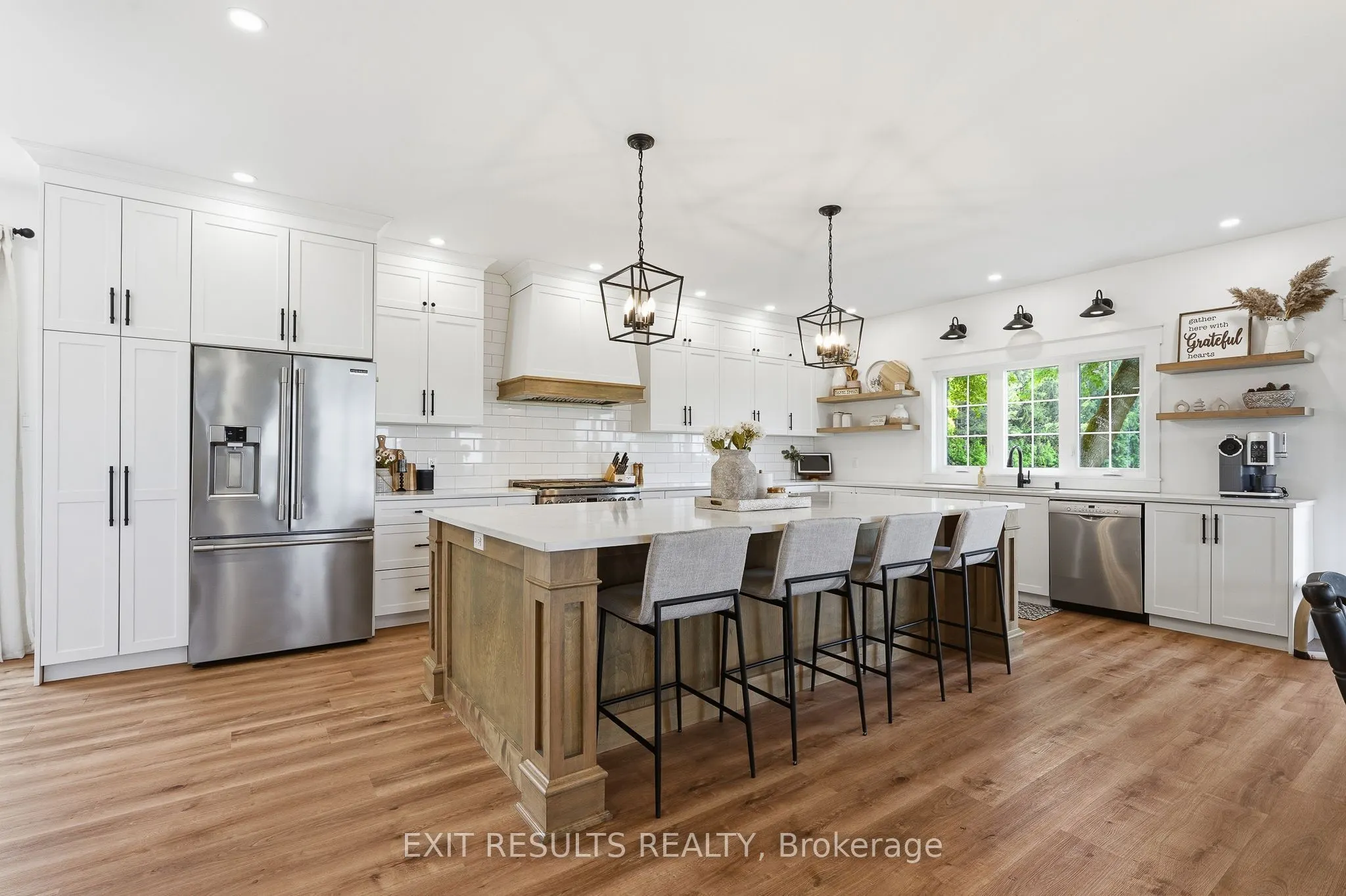 2083 Groves Road