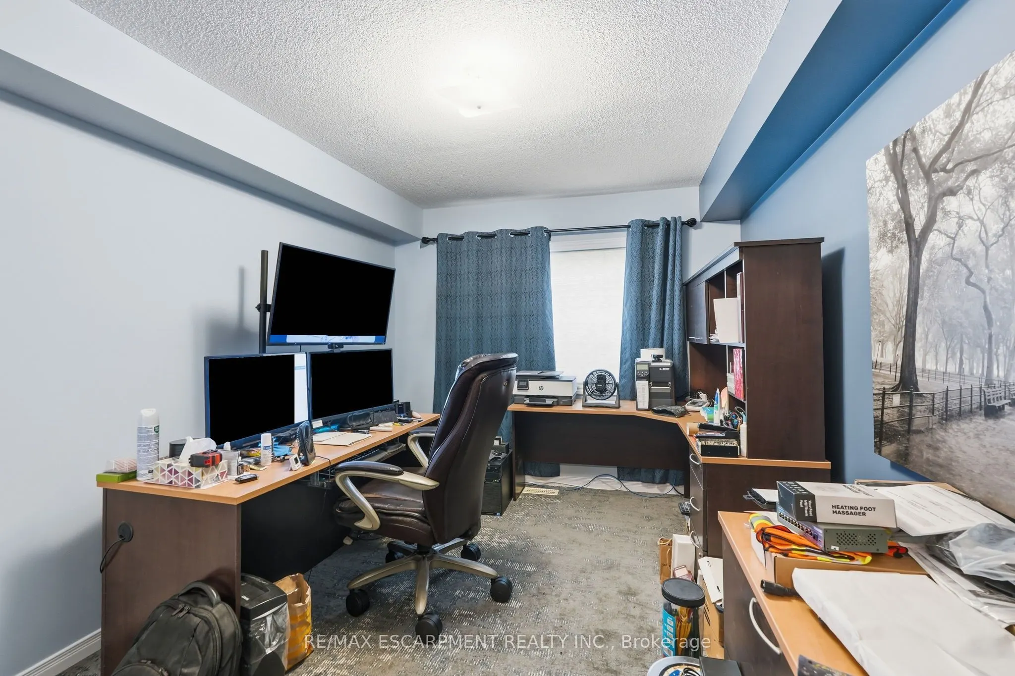 222 FELLOWES Crescent #2