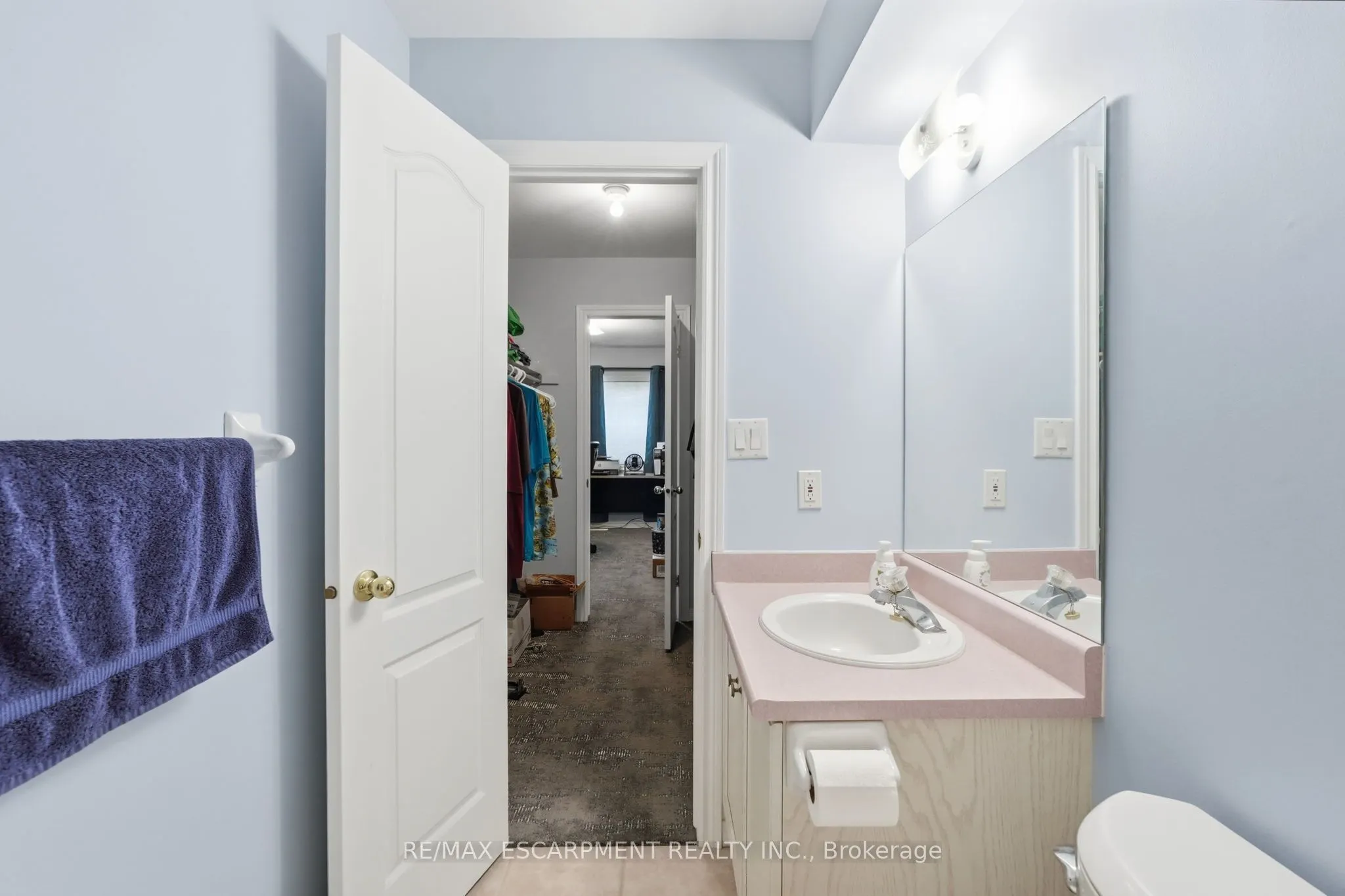 222 FELLOWES Crescent #2