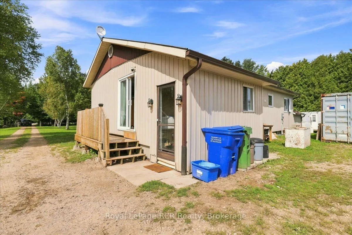 151601 Southgate Sideroad 15