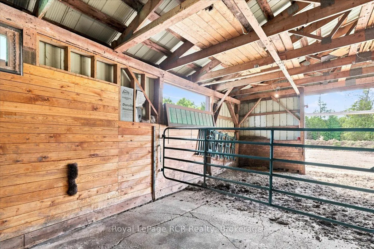 151601 Southgate Sideroad 15