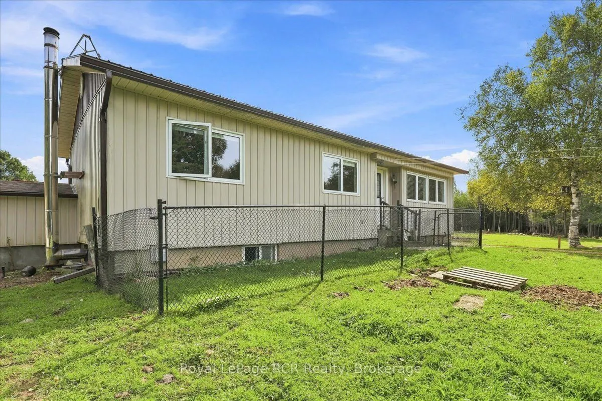 151601 Southgate Sideroad 15