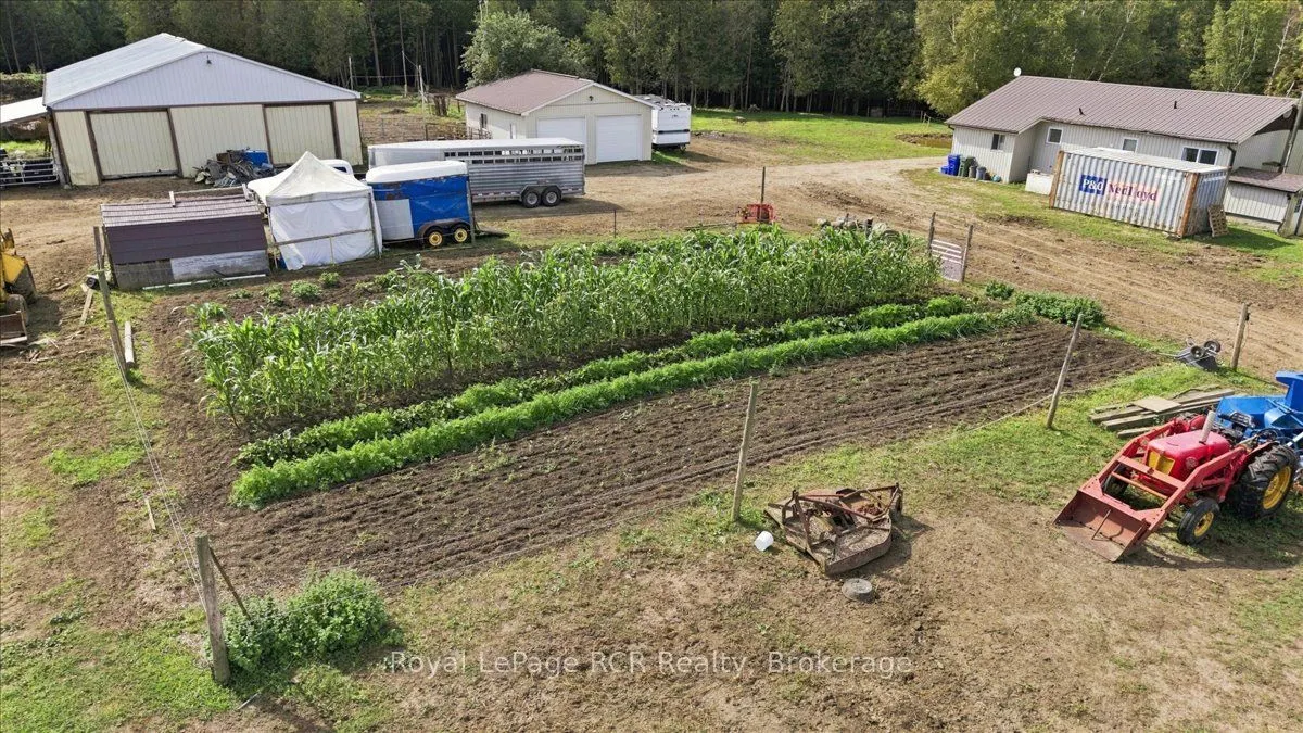 151601 Southgate Sideroad 15