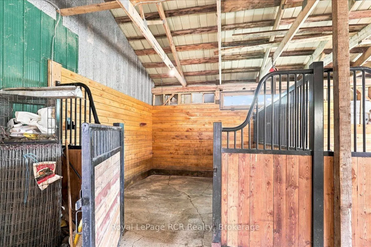 151601 Southgate Sideroad 15