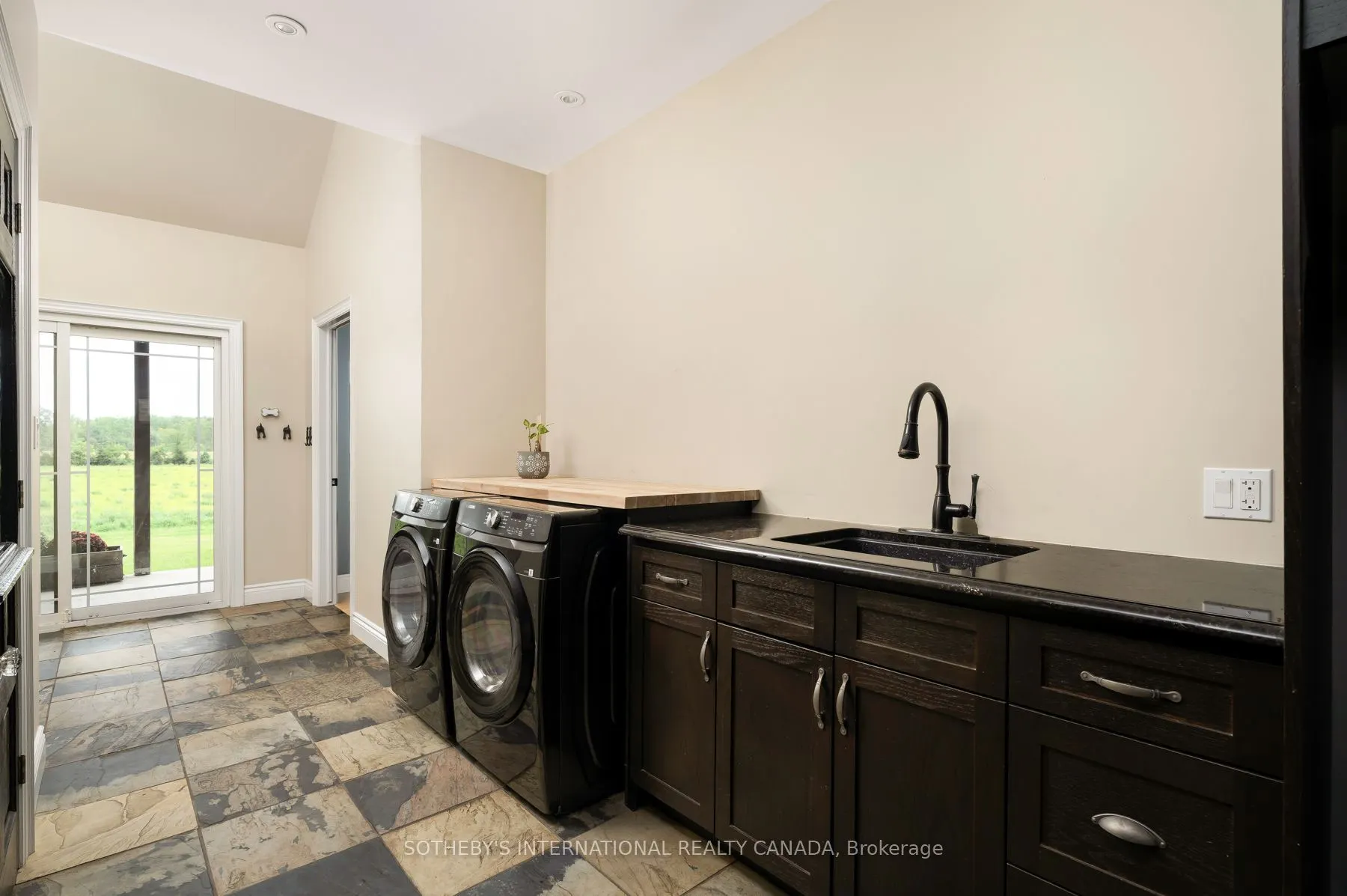 151 Concession 7 Road E