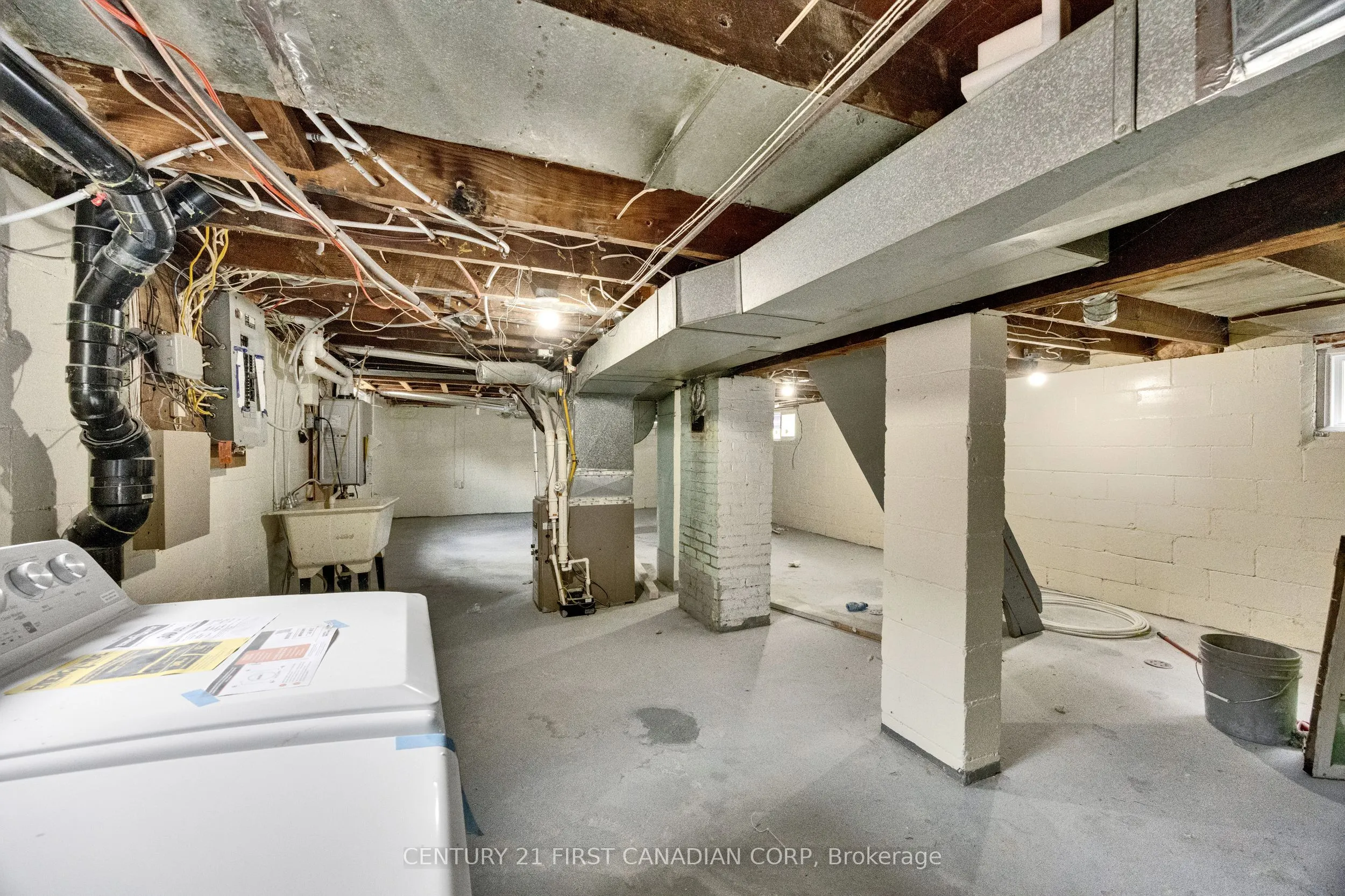 328 Oakland Avenue