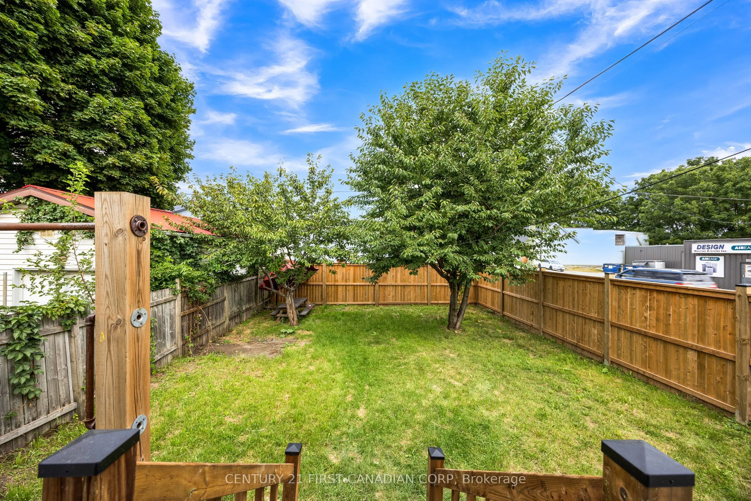 328 Oakland Avenue