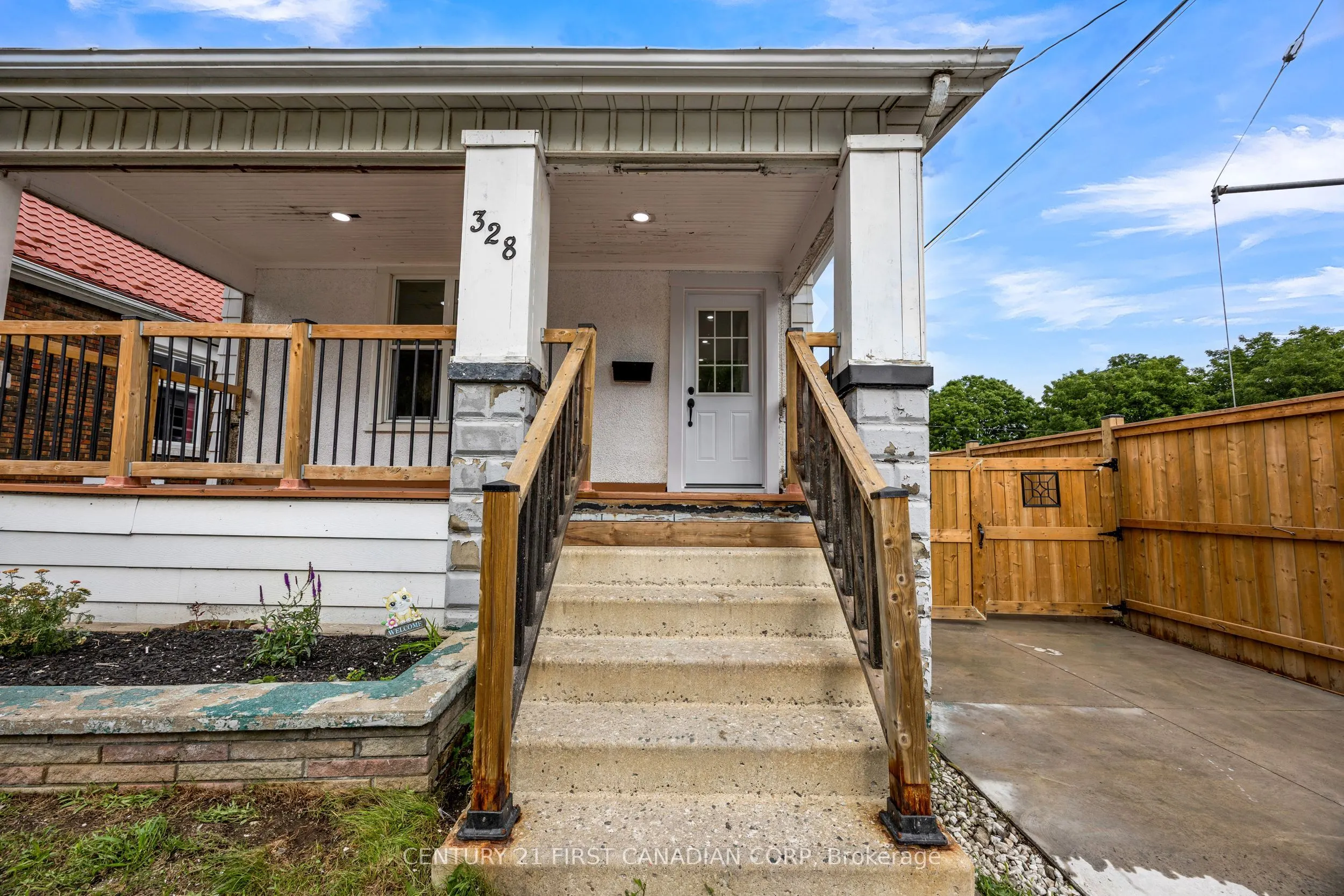 328 Oakland Avenue