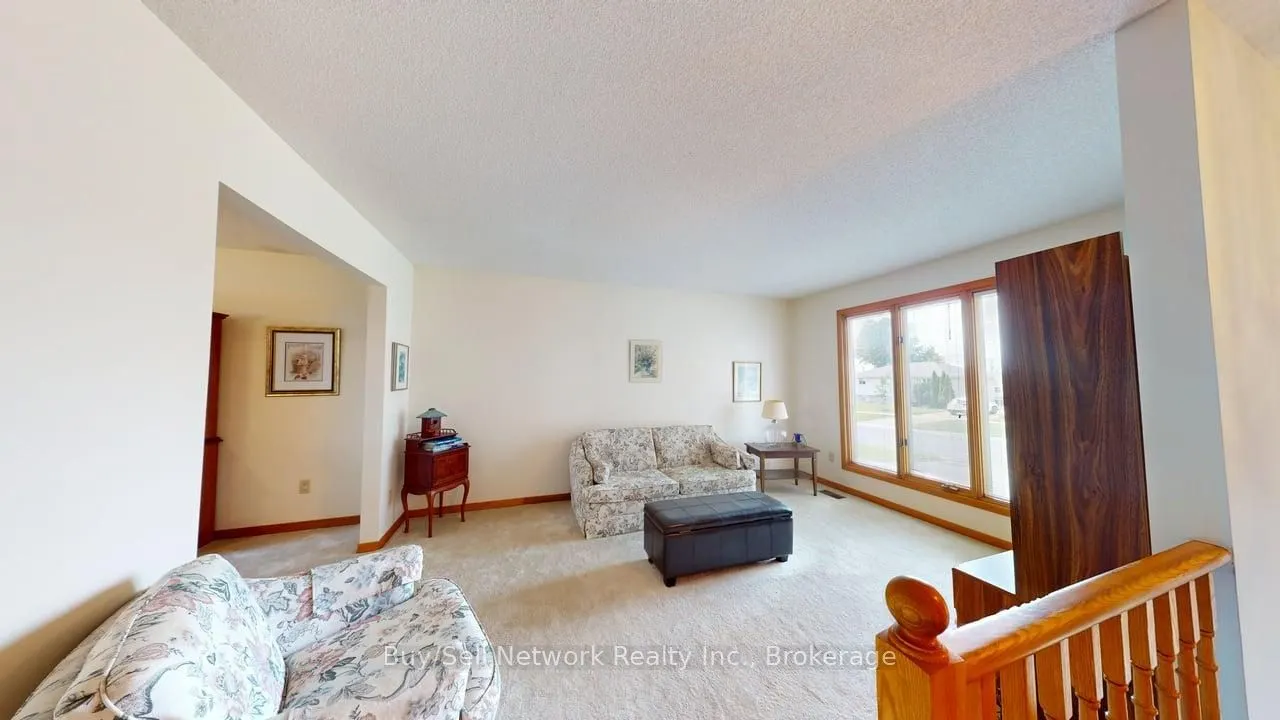 2565 Marsdale Drive