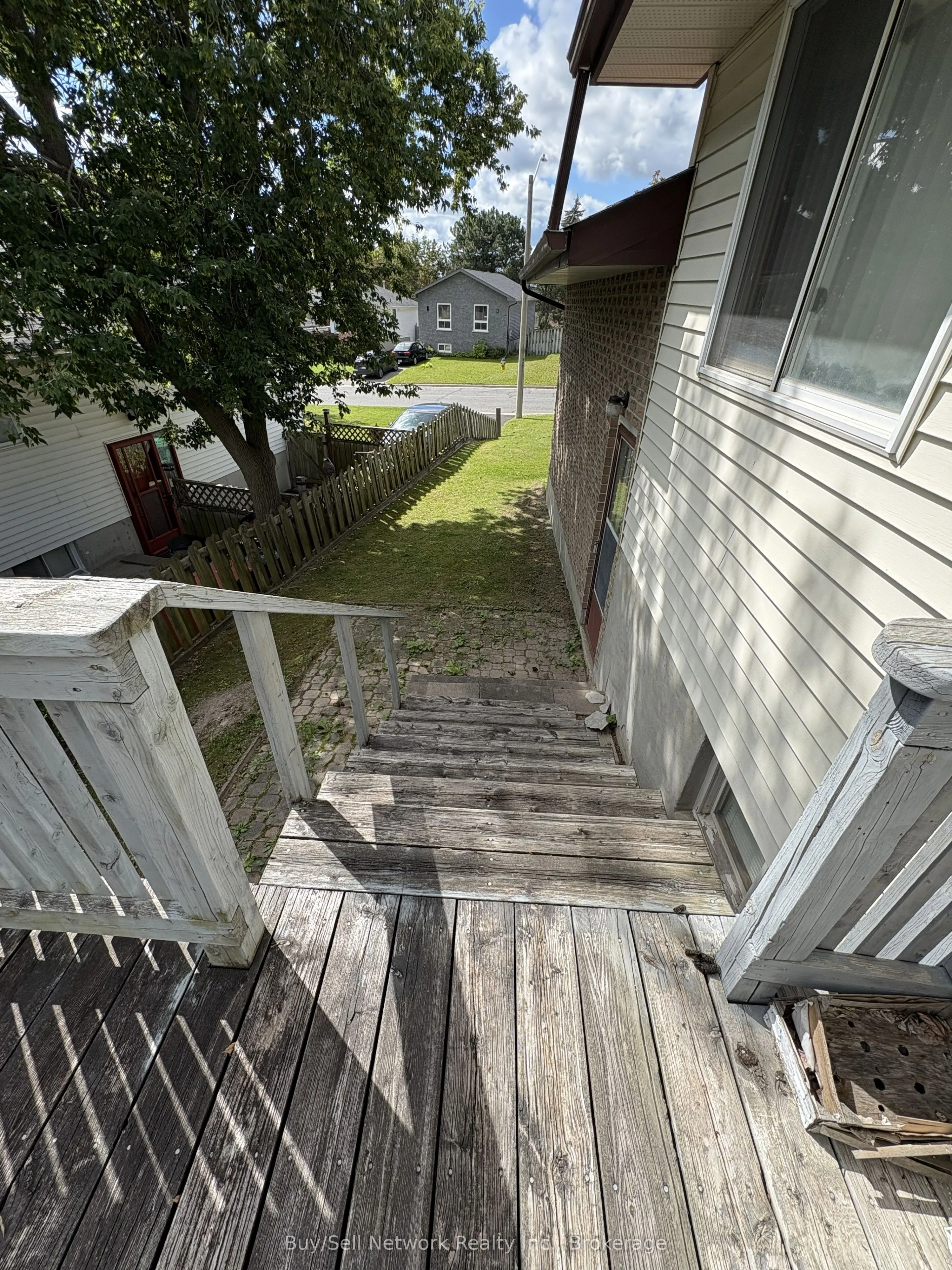 2565 Marsdale Drive
