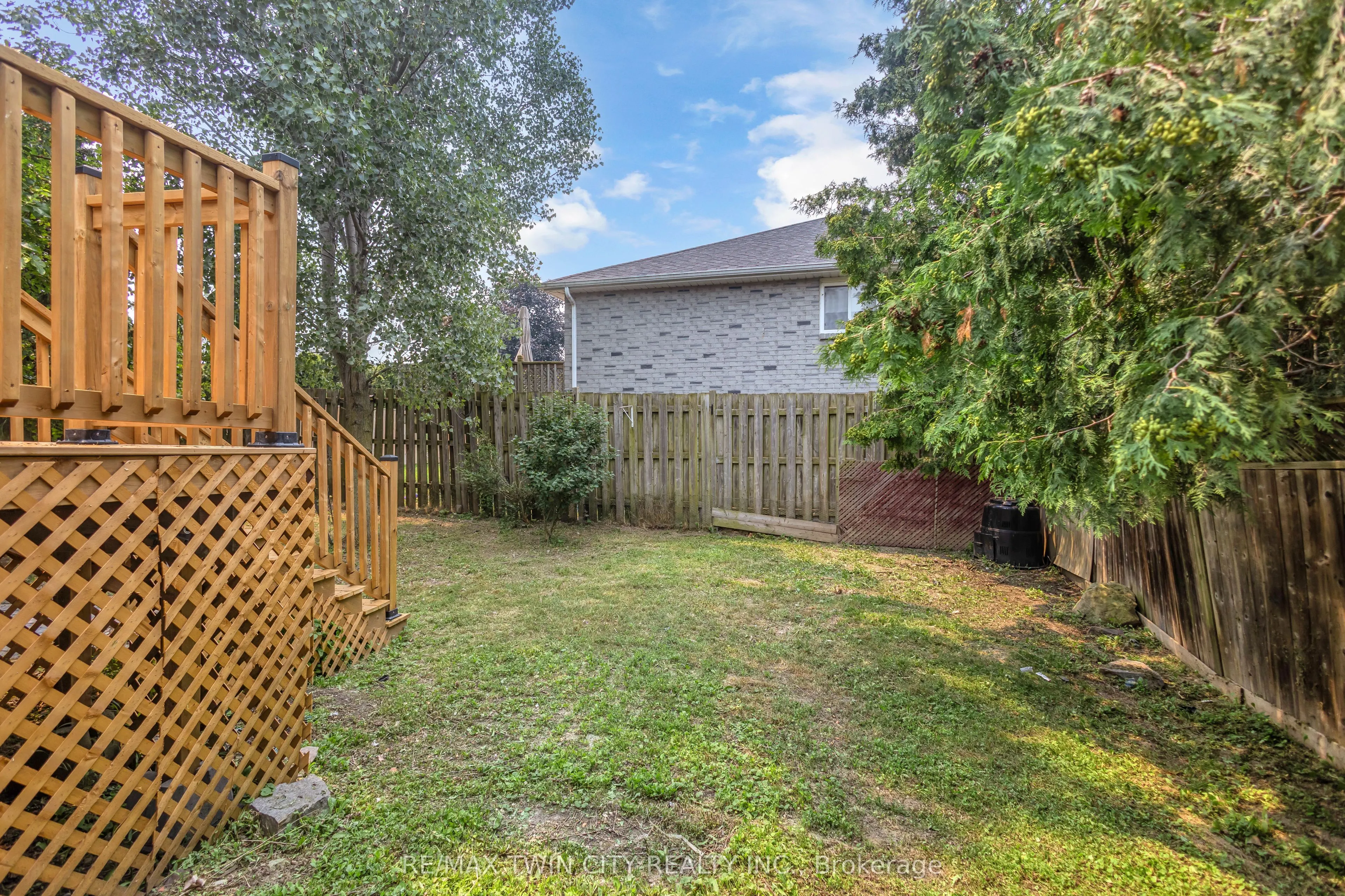 4 Dowden Avenue