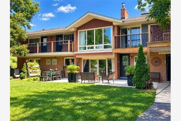 81 Thomson Drive