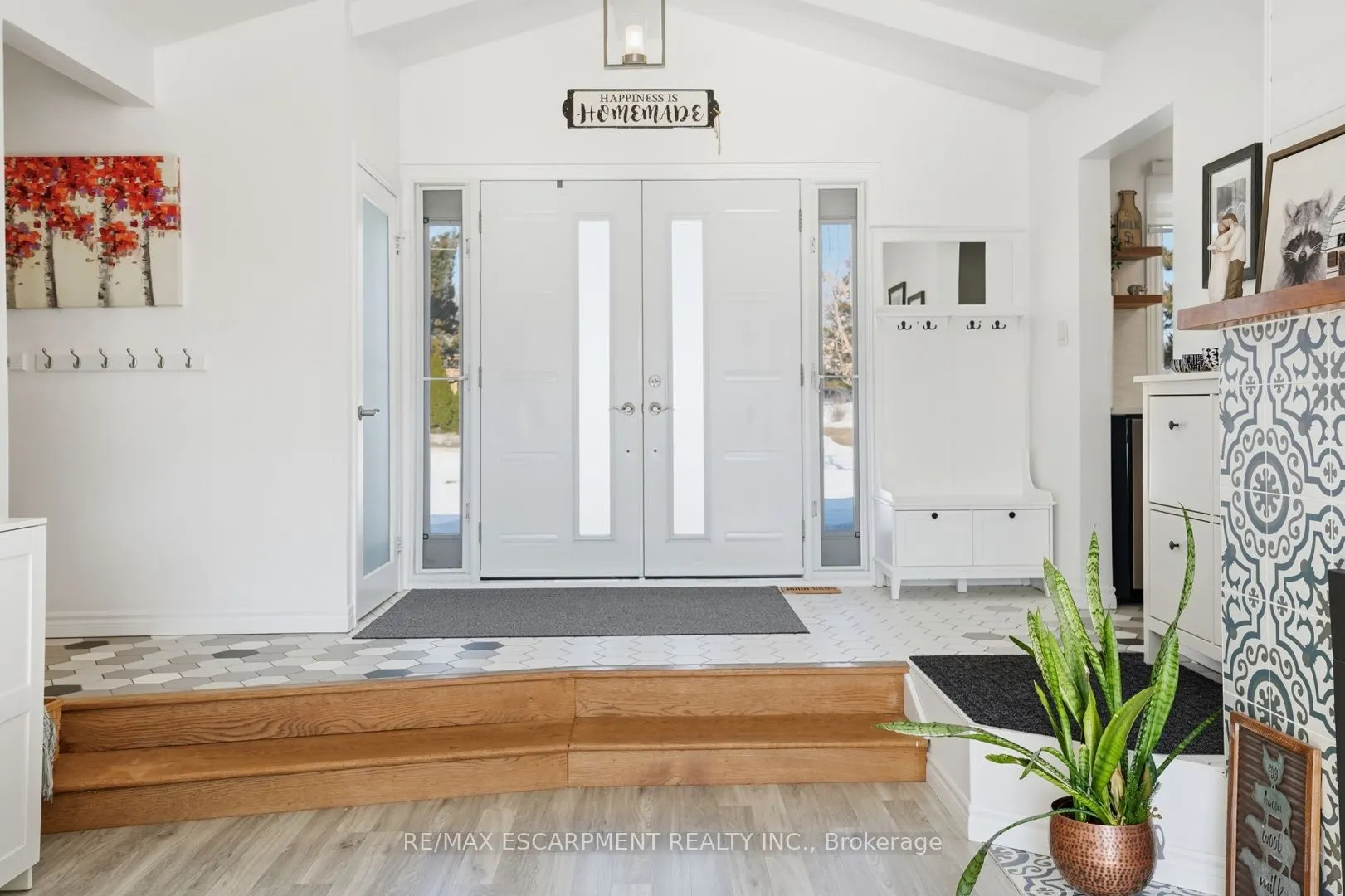 81 Thomson Drive