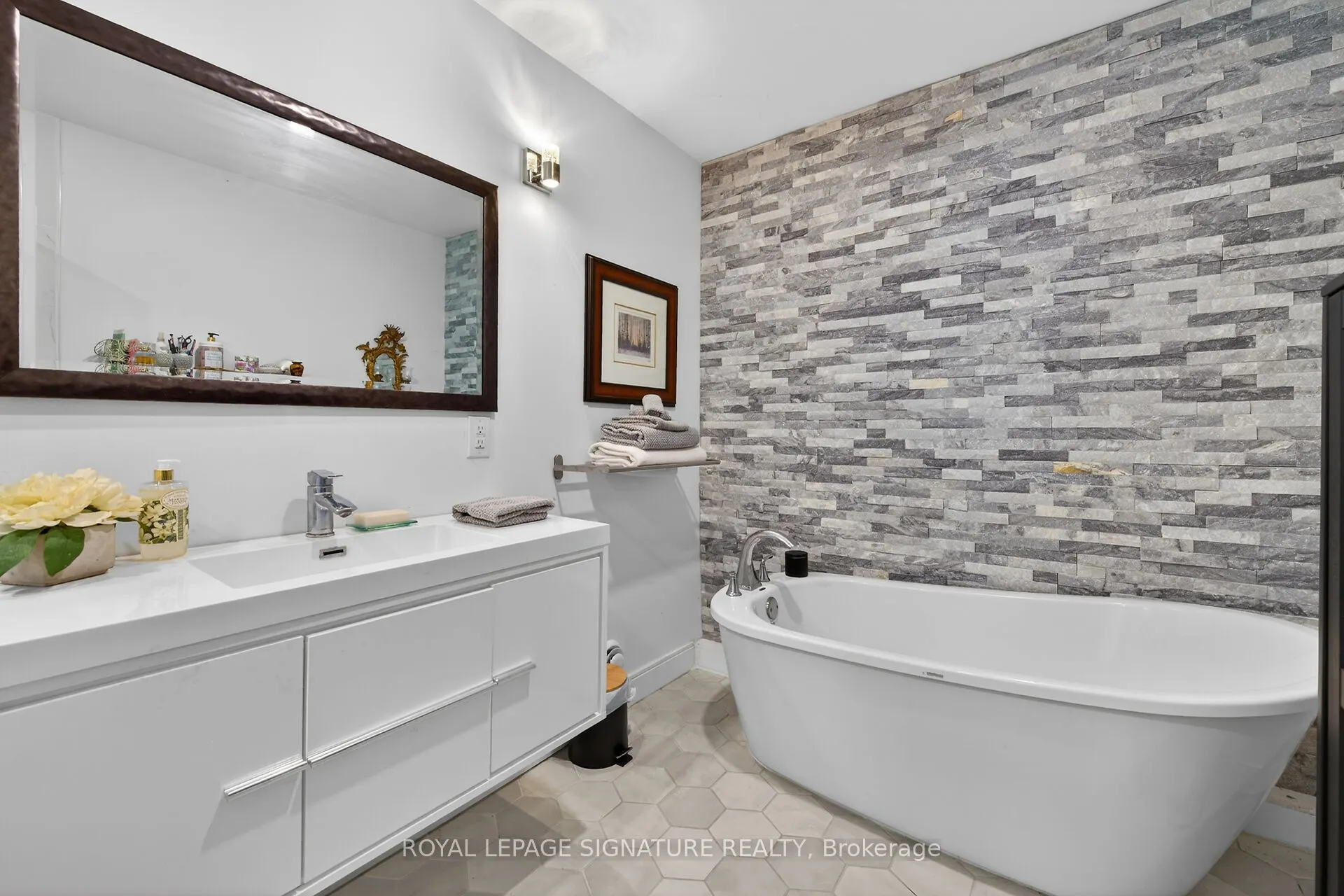 393 Marshagan Road