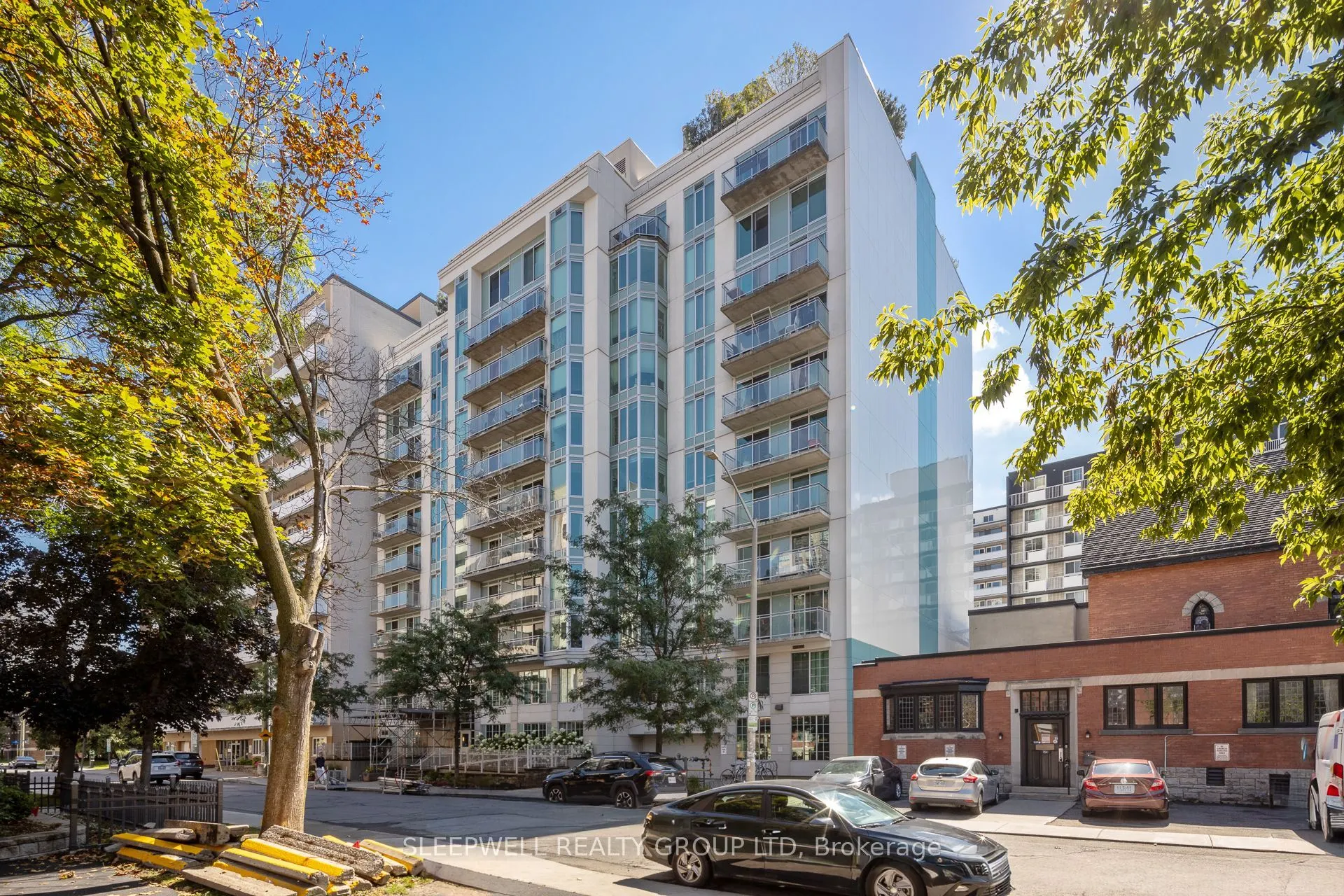 138 Somerset Street W #304