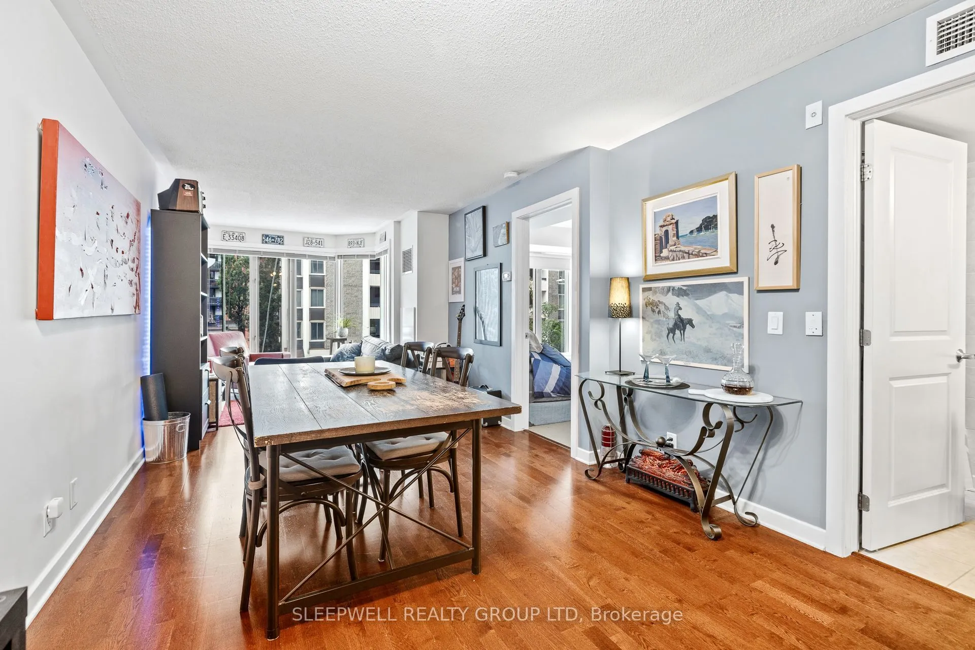 138 Somerset Street W #304