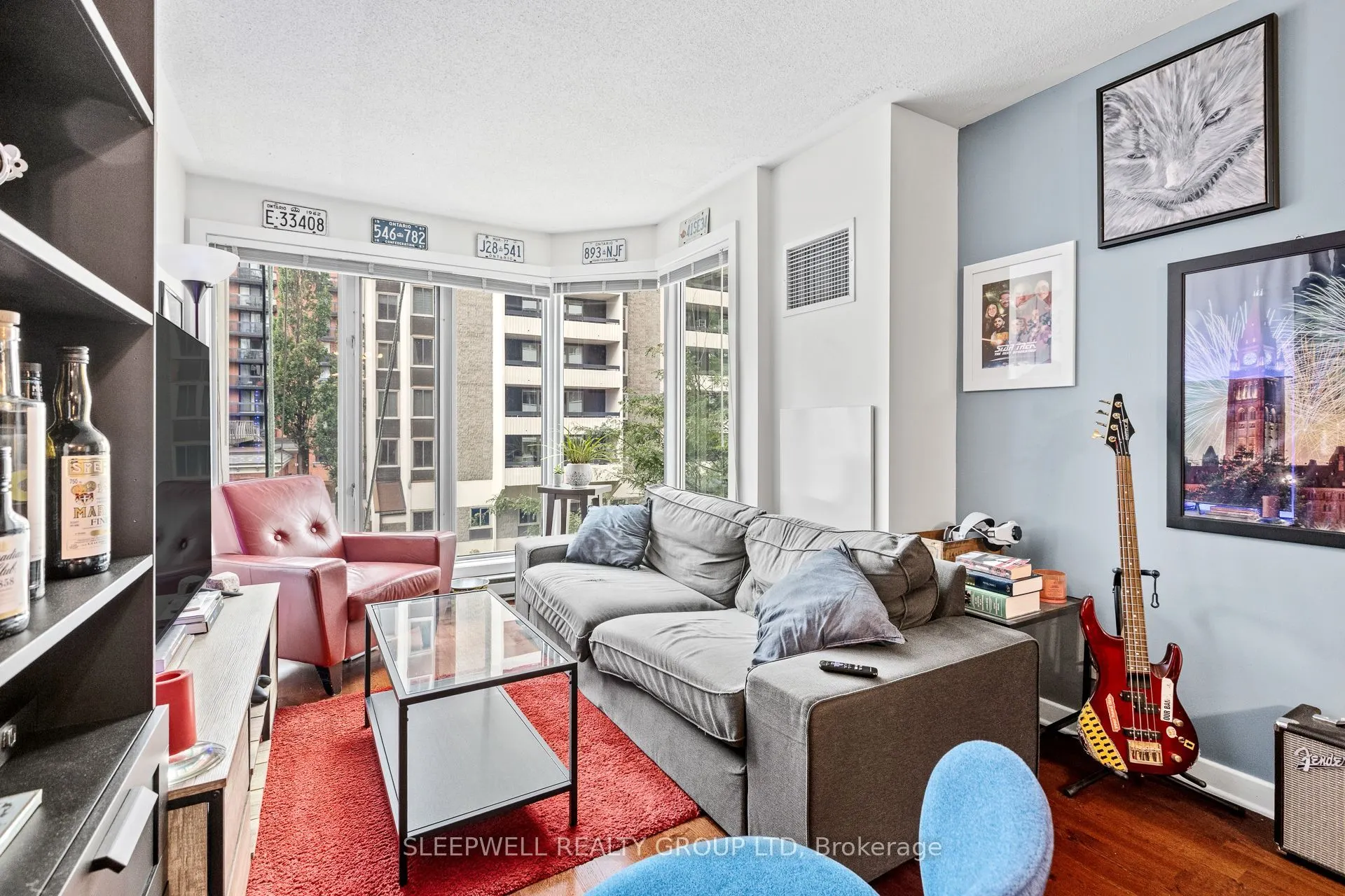 138 Somerset Street W #304