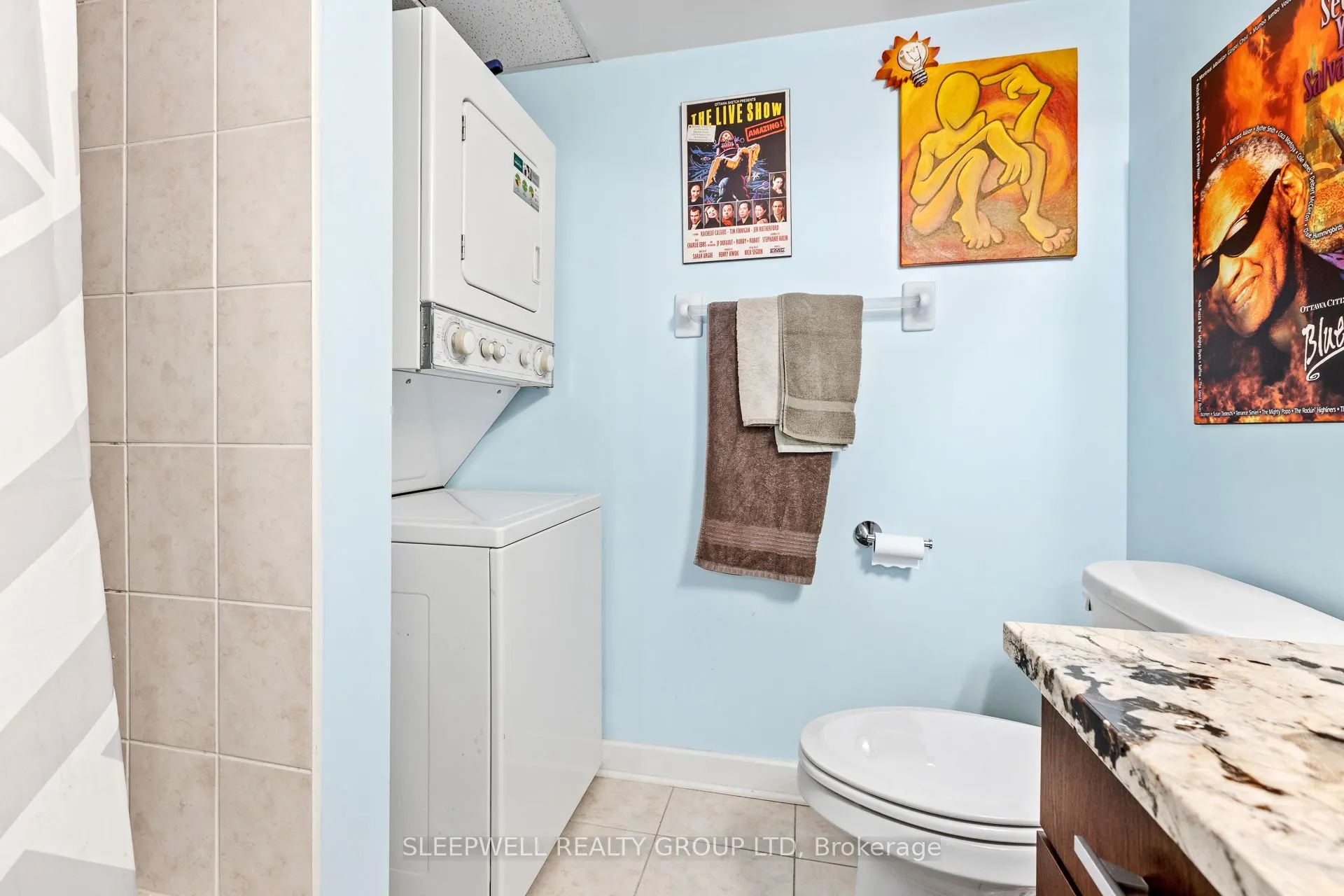 138 Somerset Street W #304