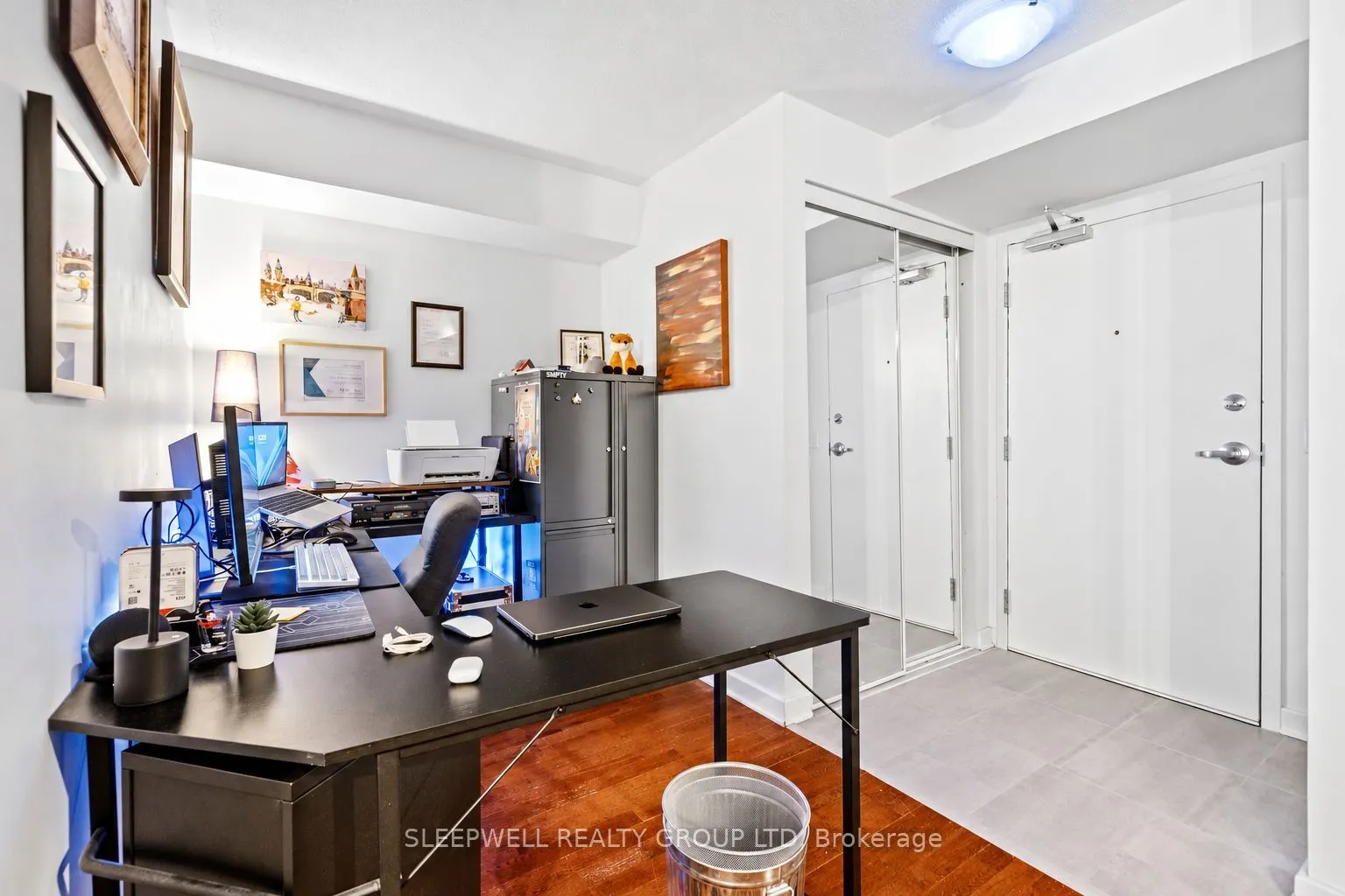 138 Somerset Street W #304