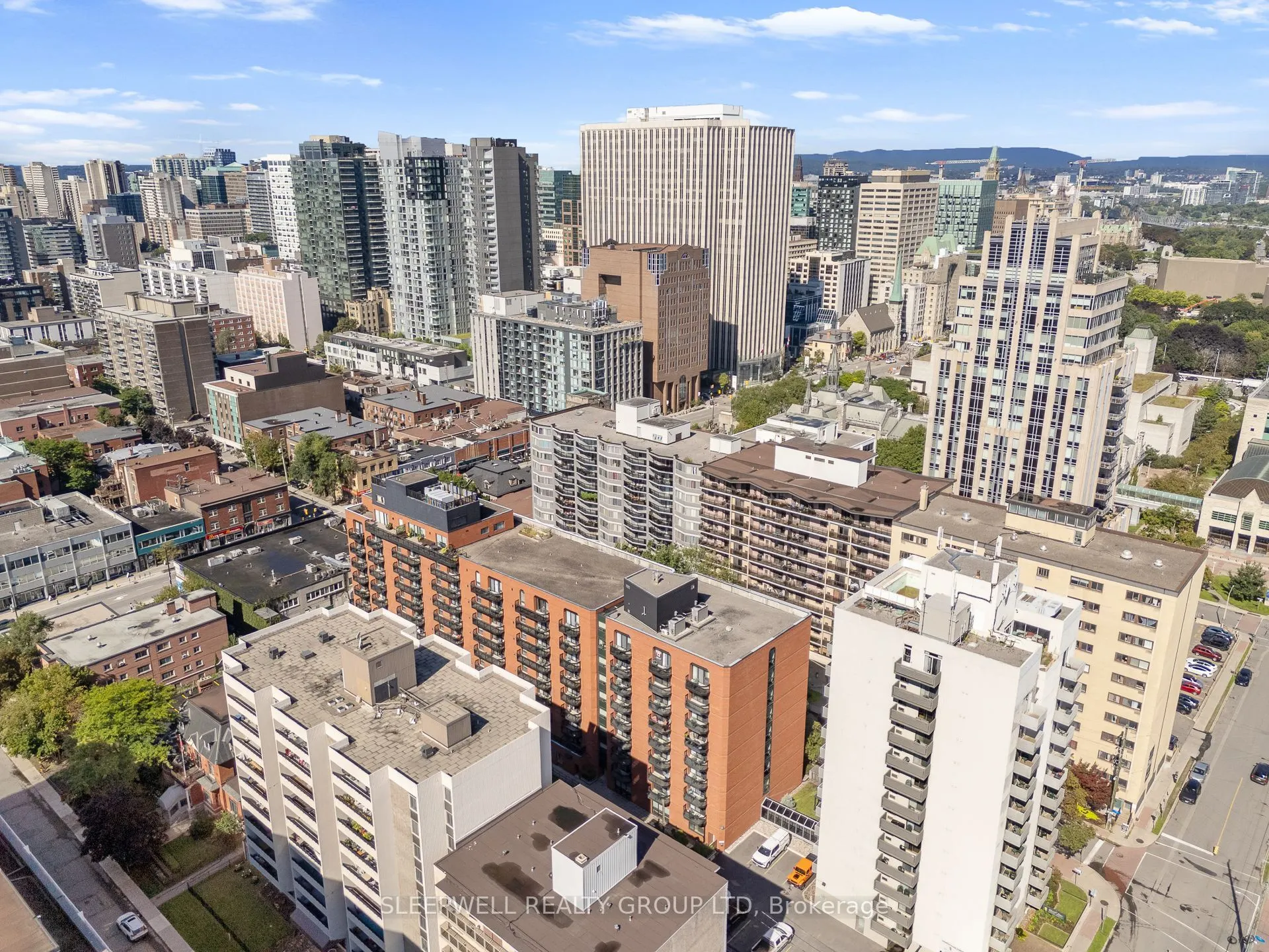 138 Somerset Street W #304