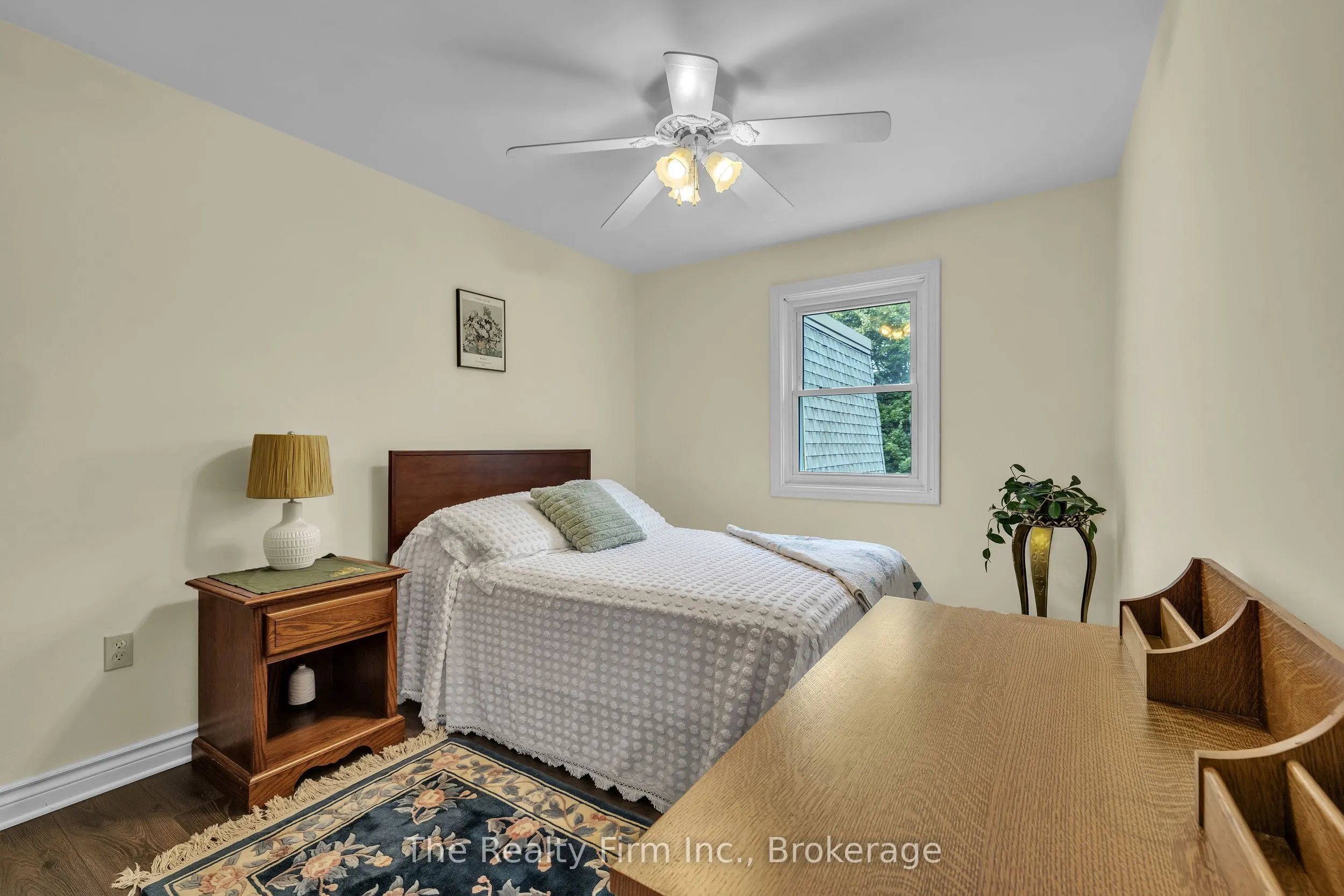 598 Durham Crescent #12