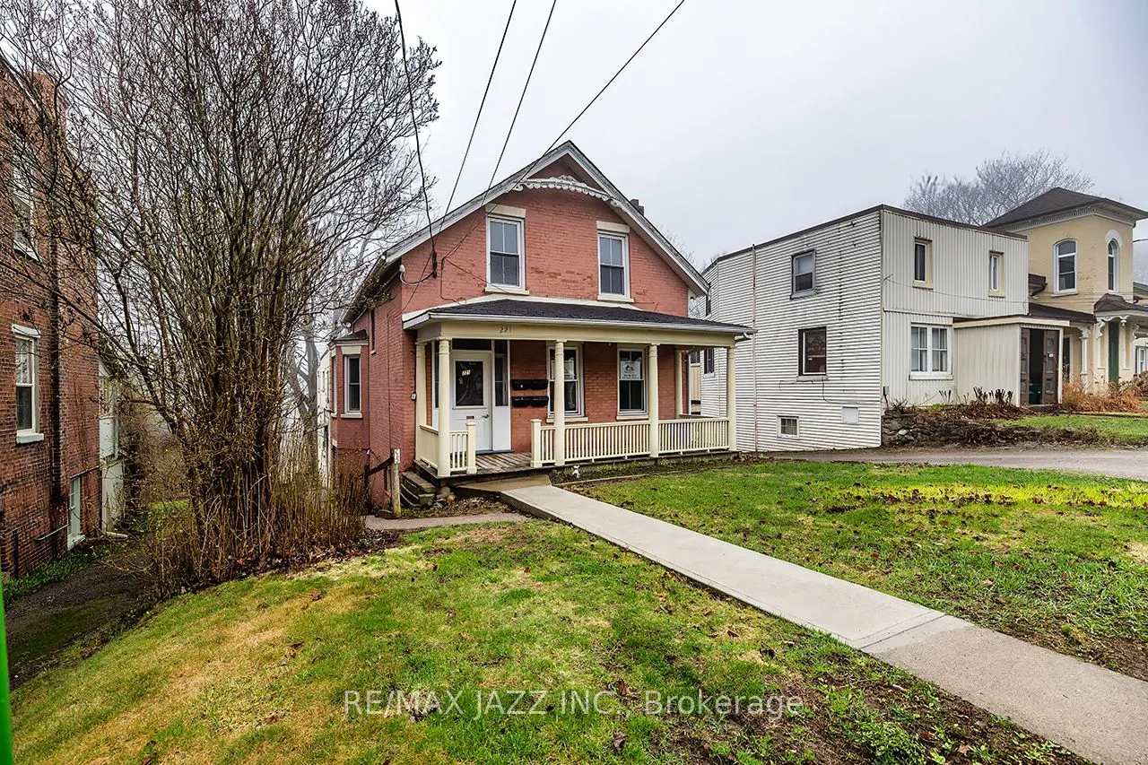 221 Walton Street