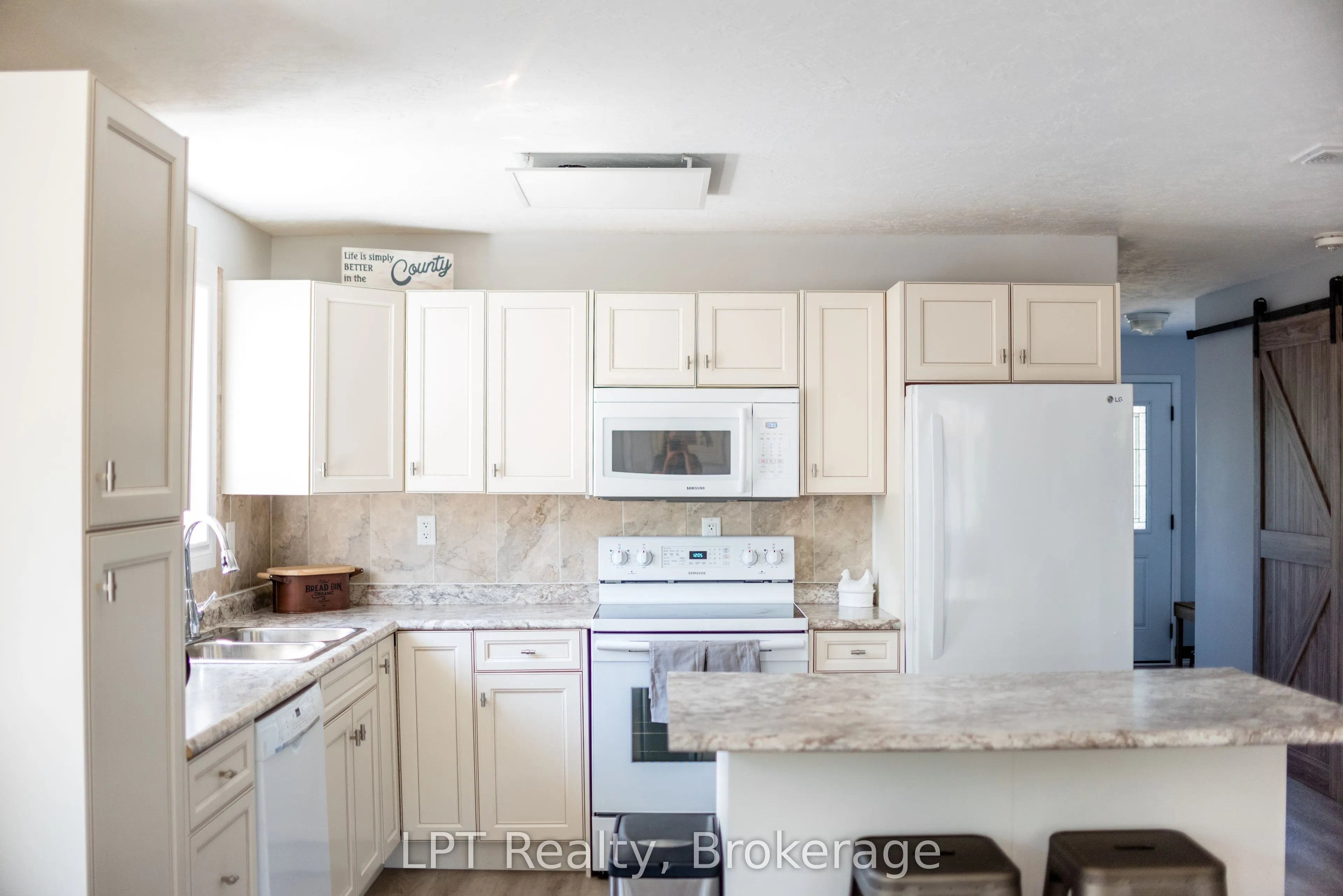 290 Taft Road