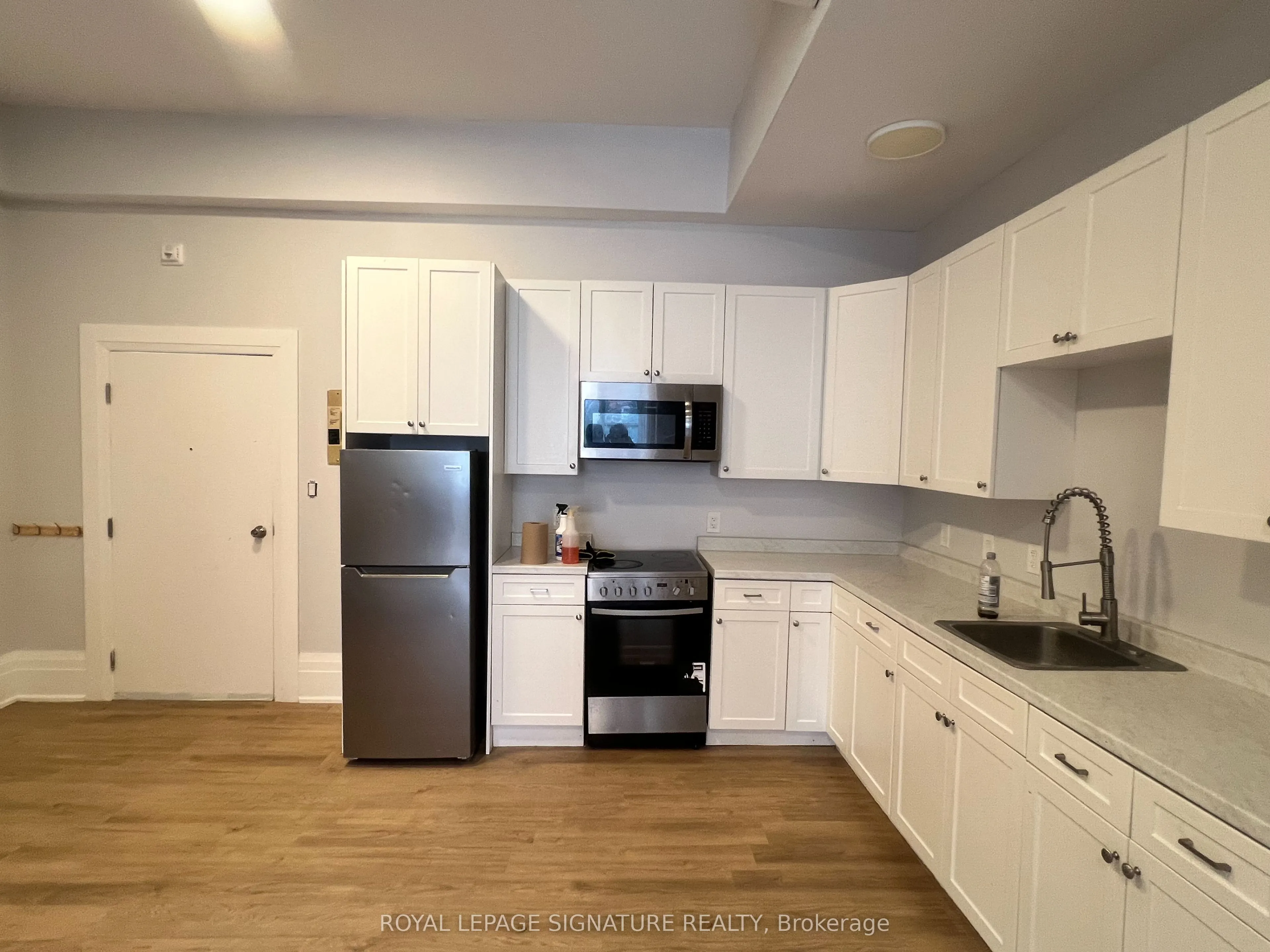 950-956 & 948 2nd Avenue E