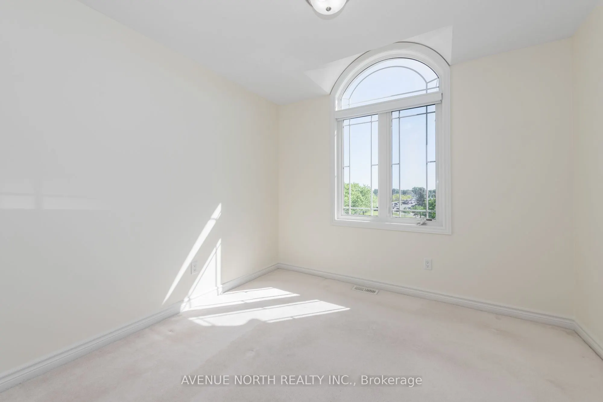122B Centrepointe Drive #6