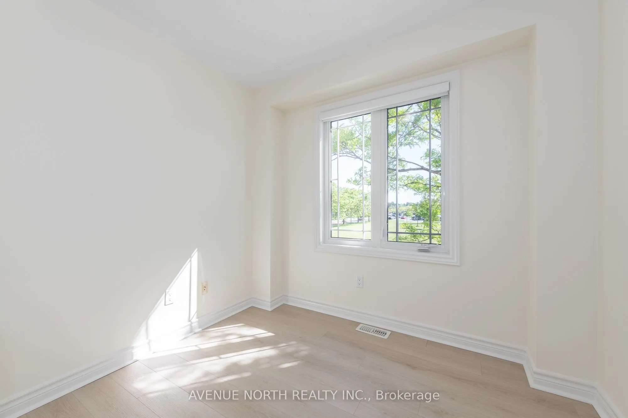 122B Centrepointe Drive #6