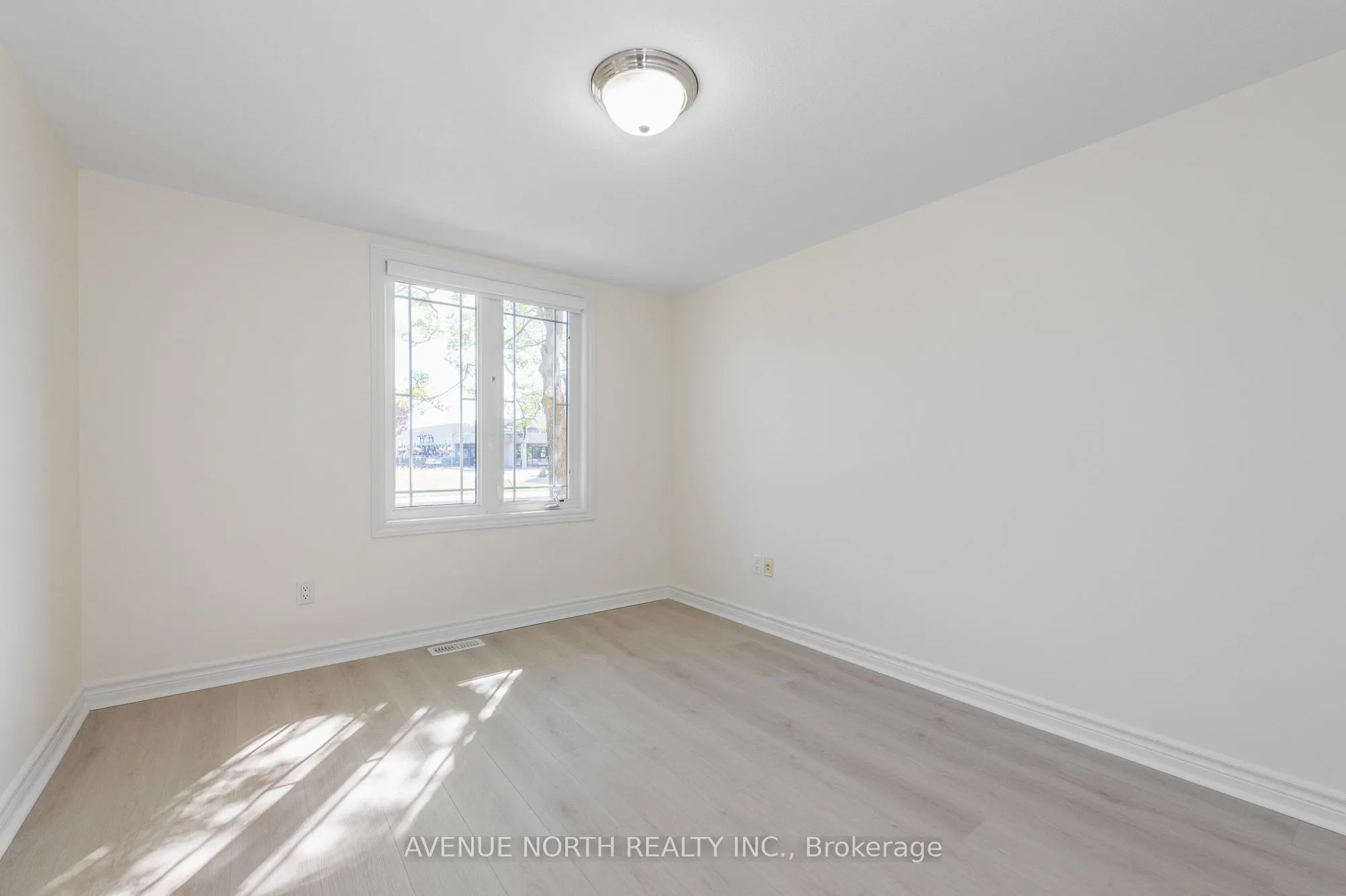122B Centrepointe Drive #6