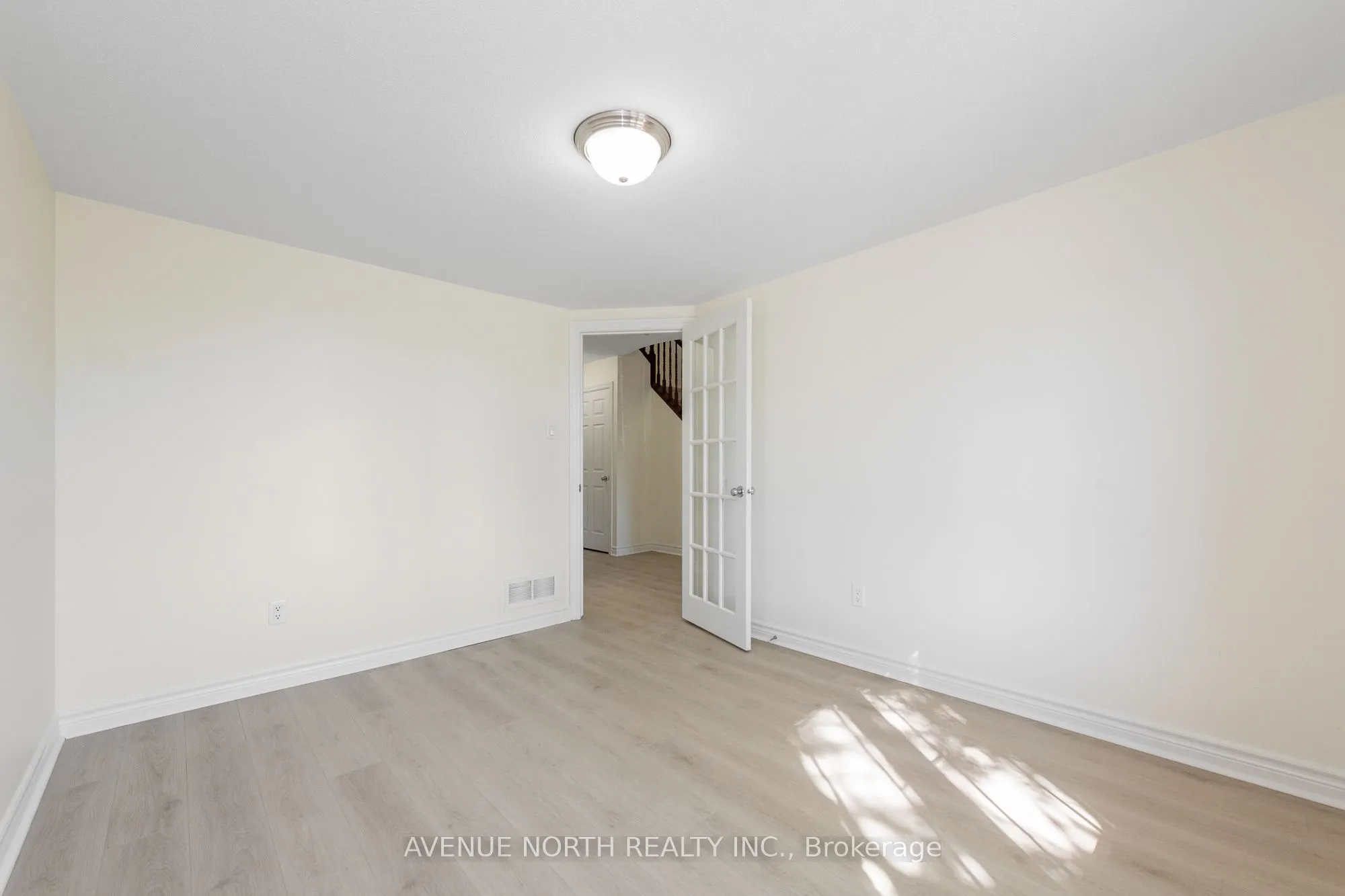 122B Centrepointe Drive #6