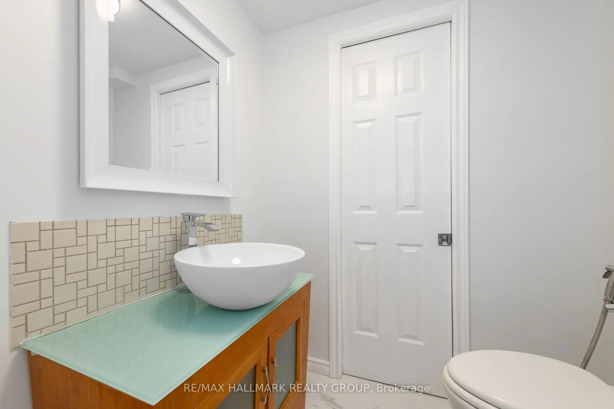 1045 Morrison Drive #121