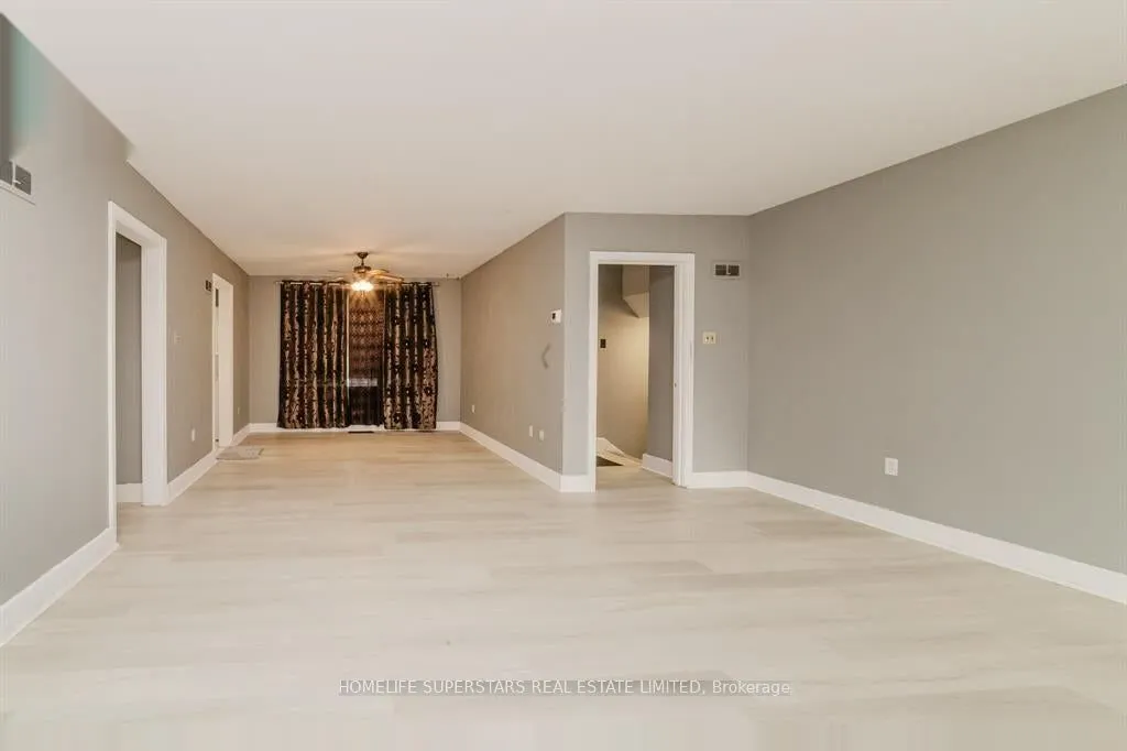 2 Erie Street S