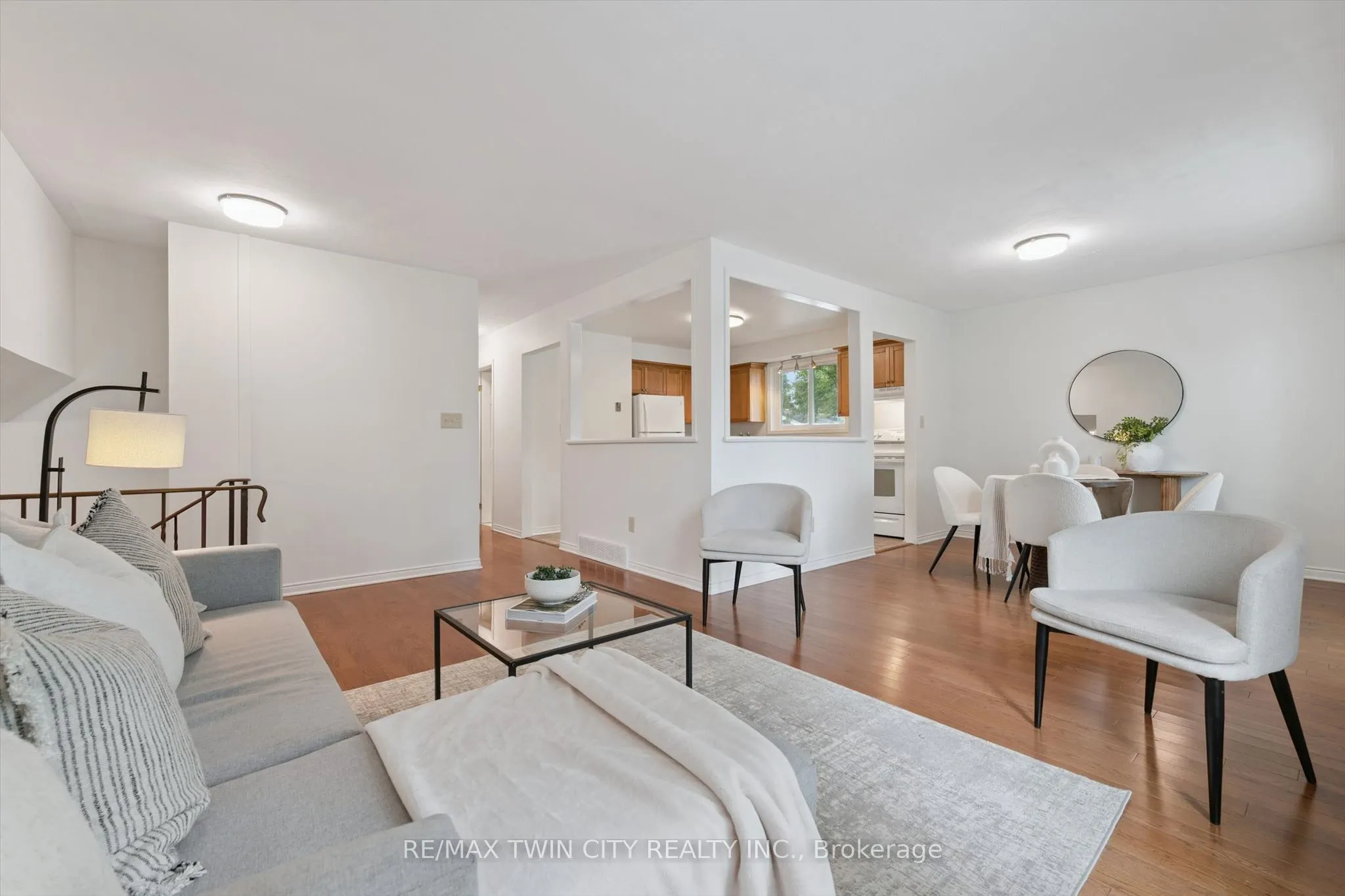 33 Maccoll Place