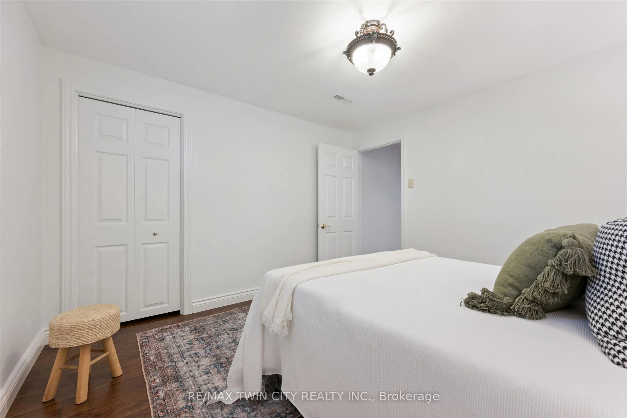 33 Maccoll Place