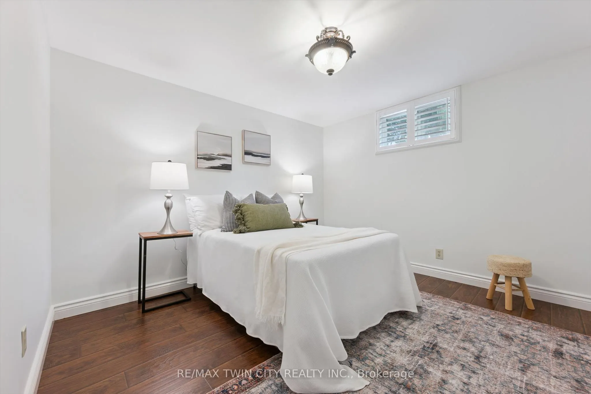 33 Maccoll Place