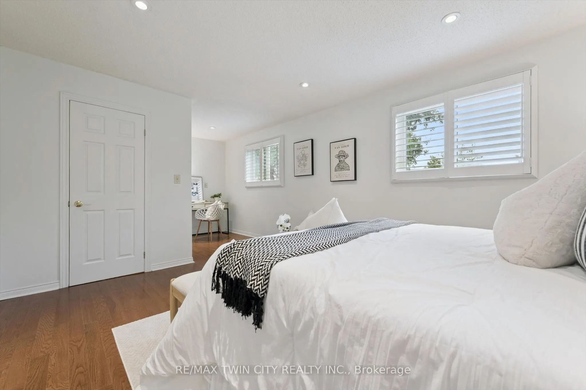 33 Maccoll Place