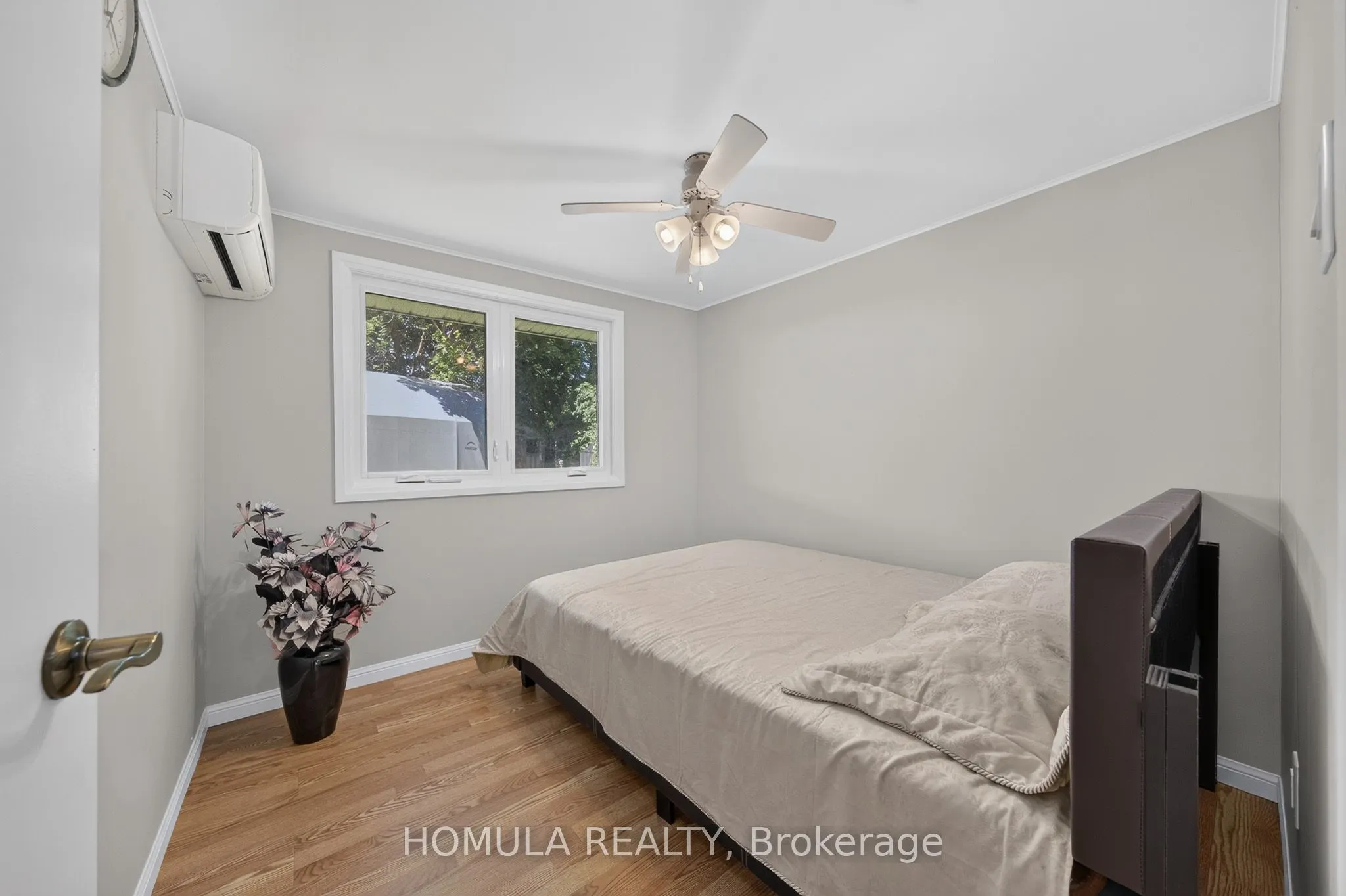 24 Riverside Drive