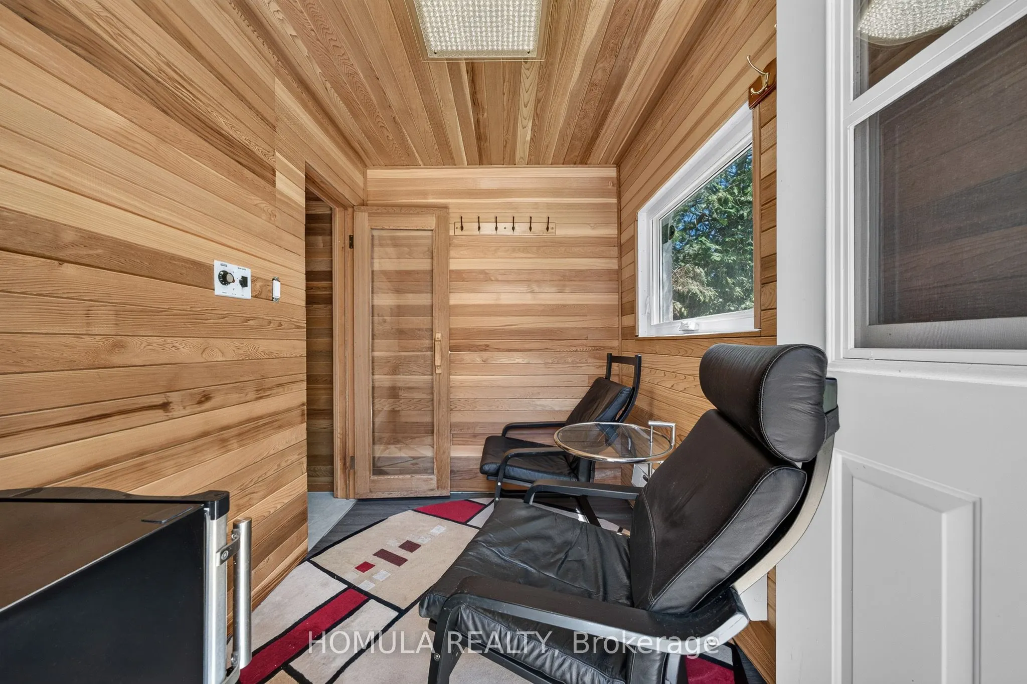 24 Riverside Drive