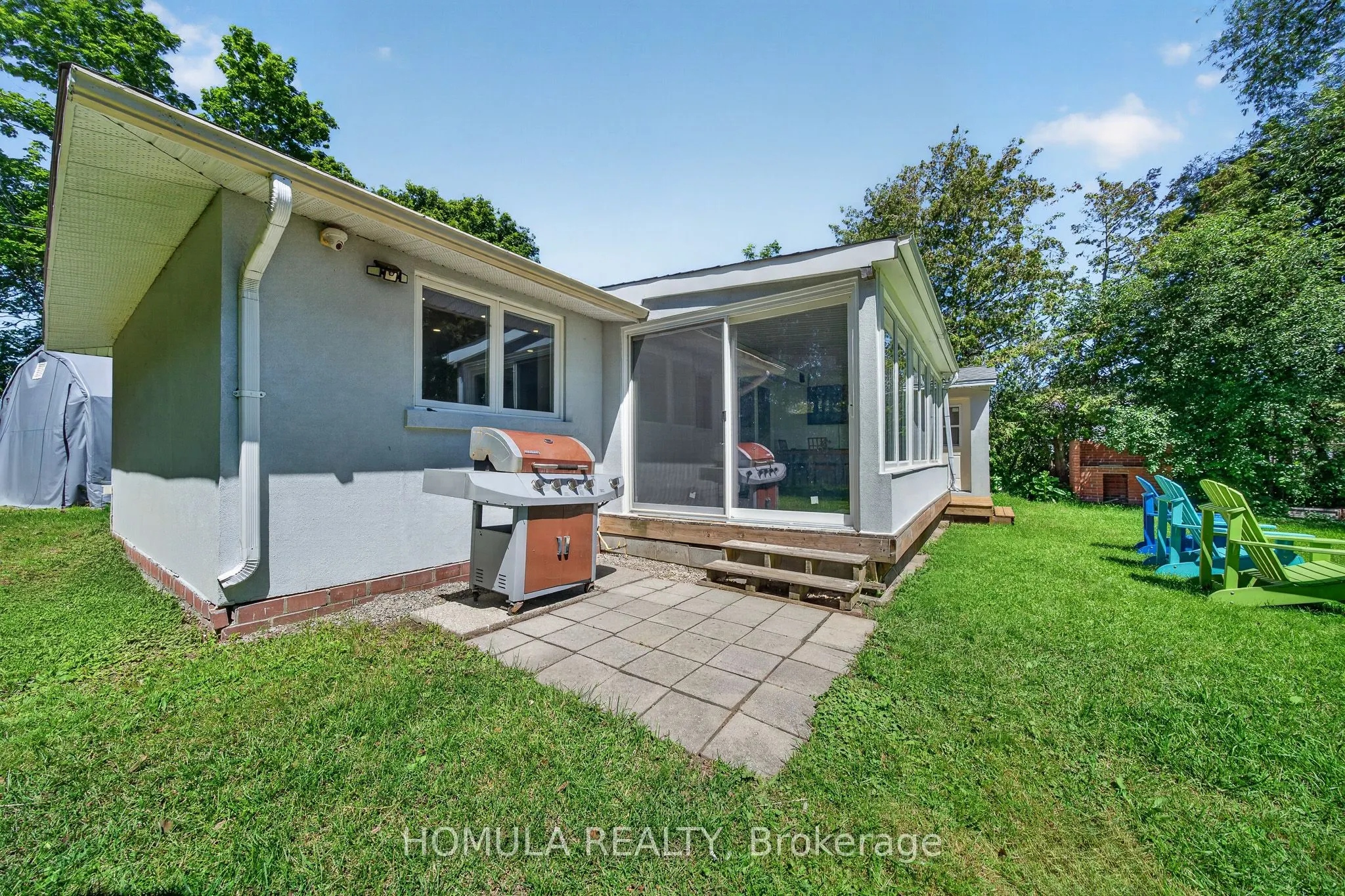 24 Riverside Drive