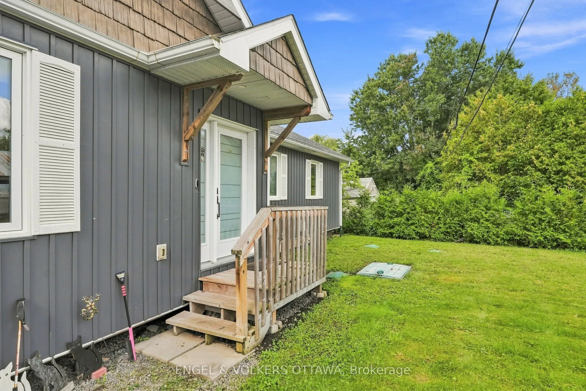 1760B River Road
