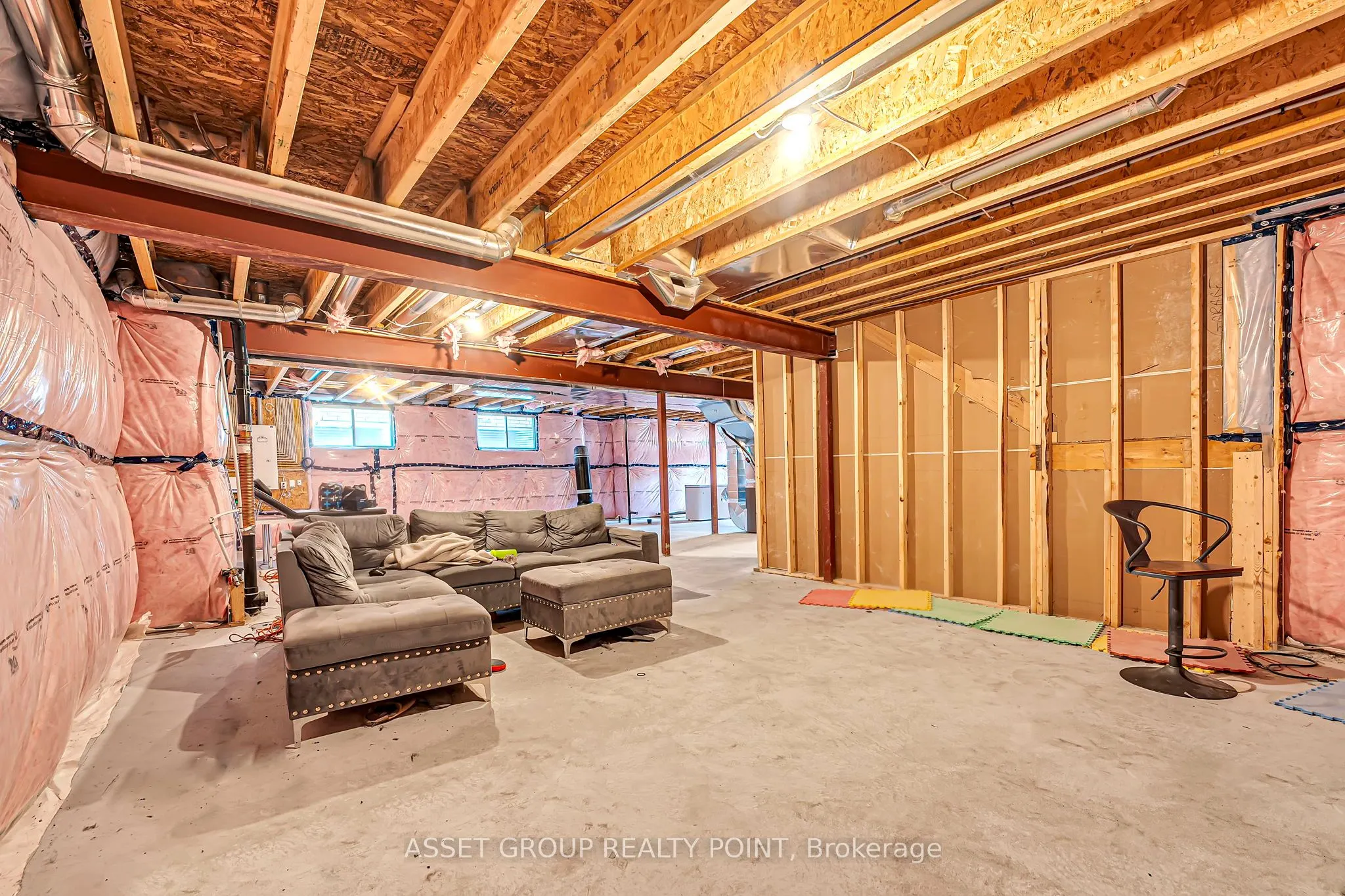 202 Strachan Street