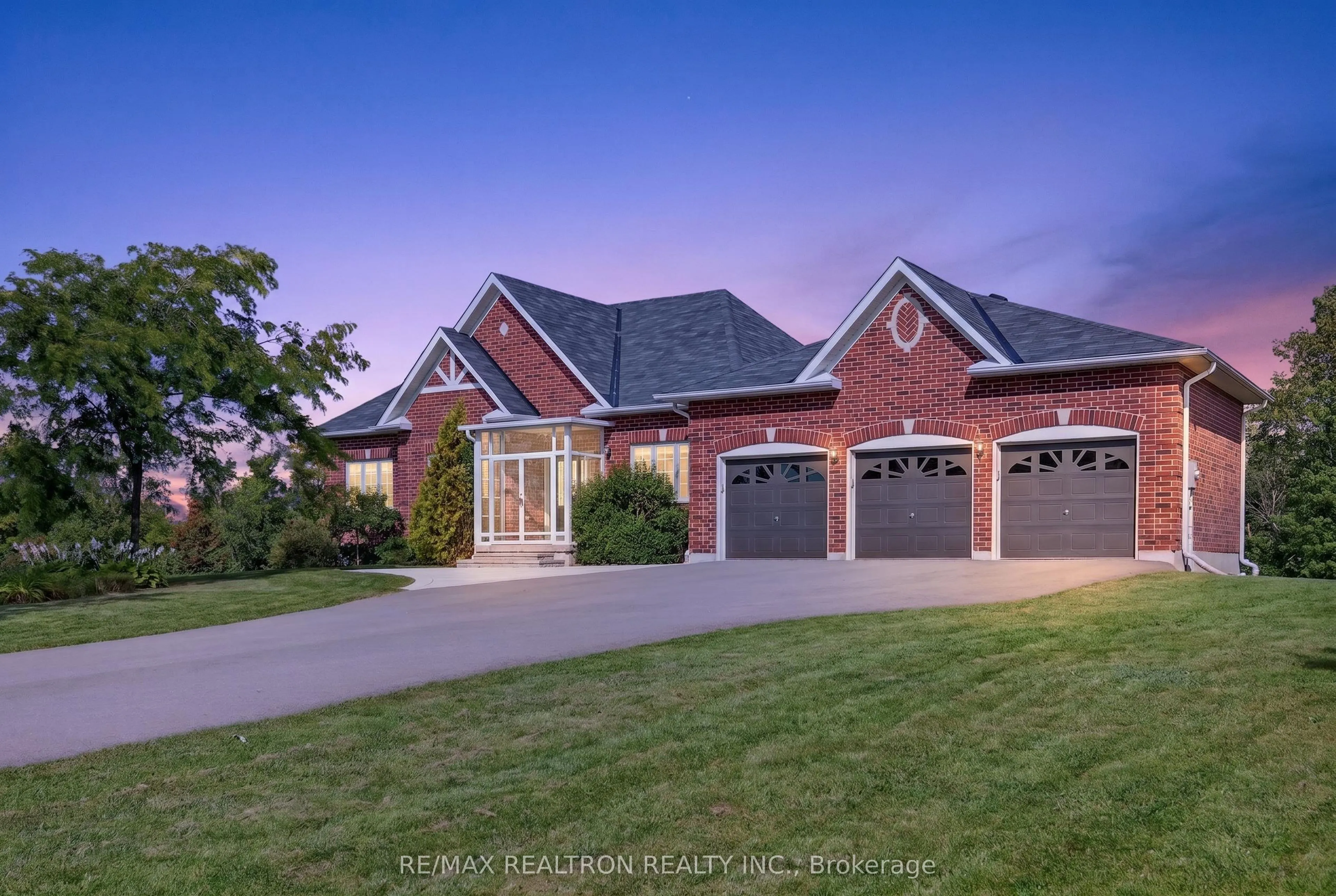 59 Songbird Crescent