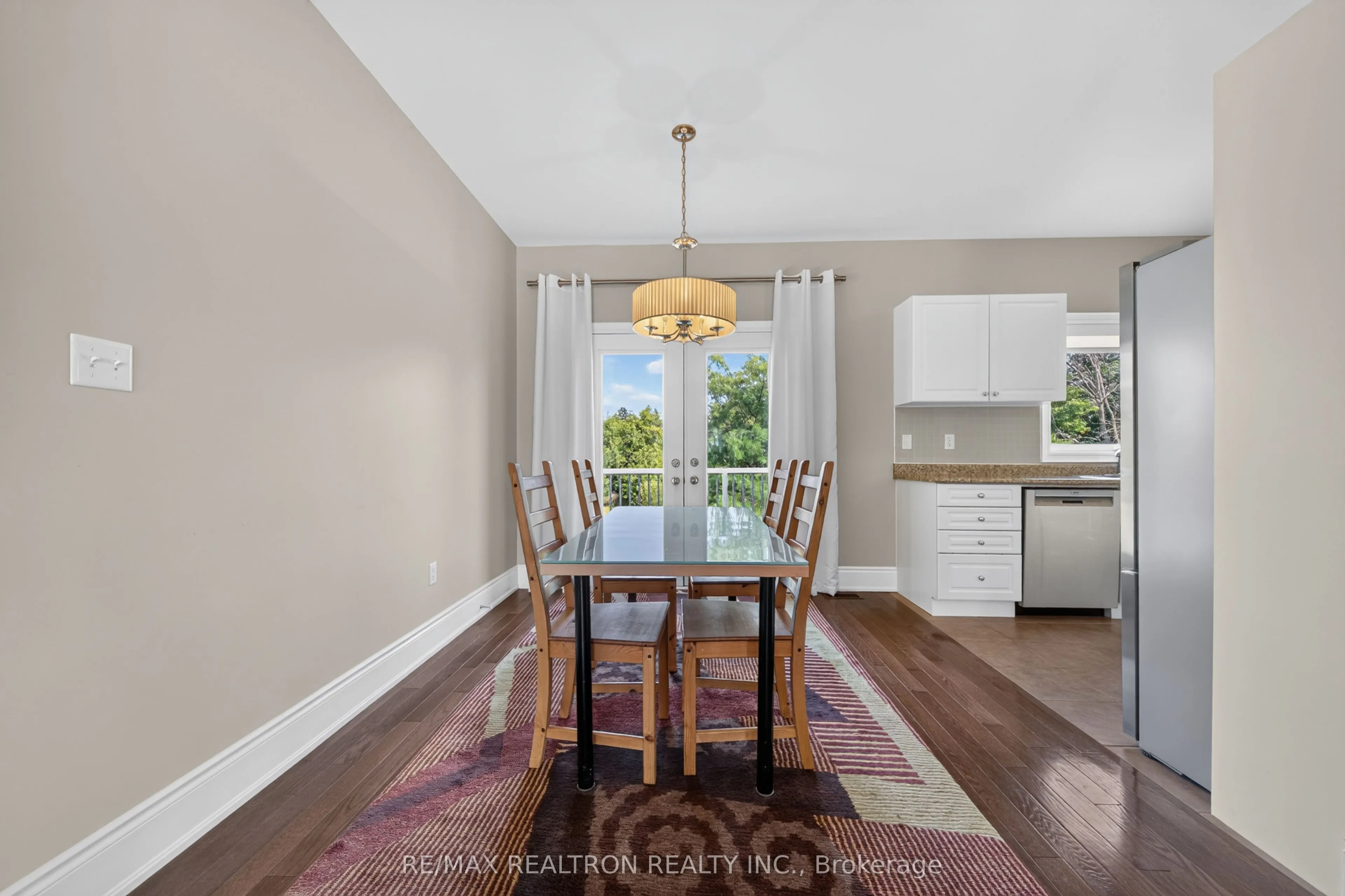 59 Songbird Crescent