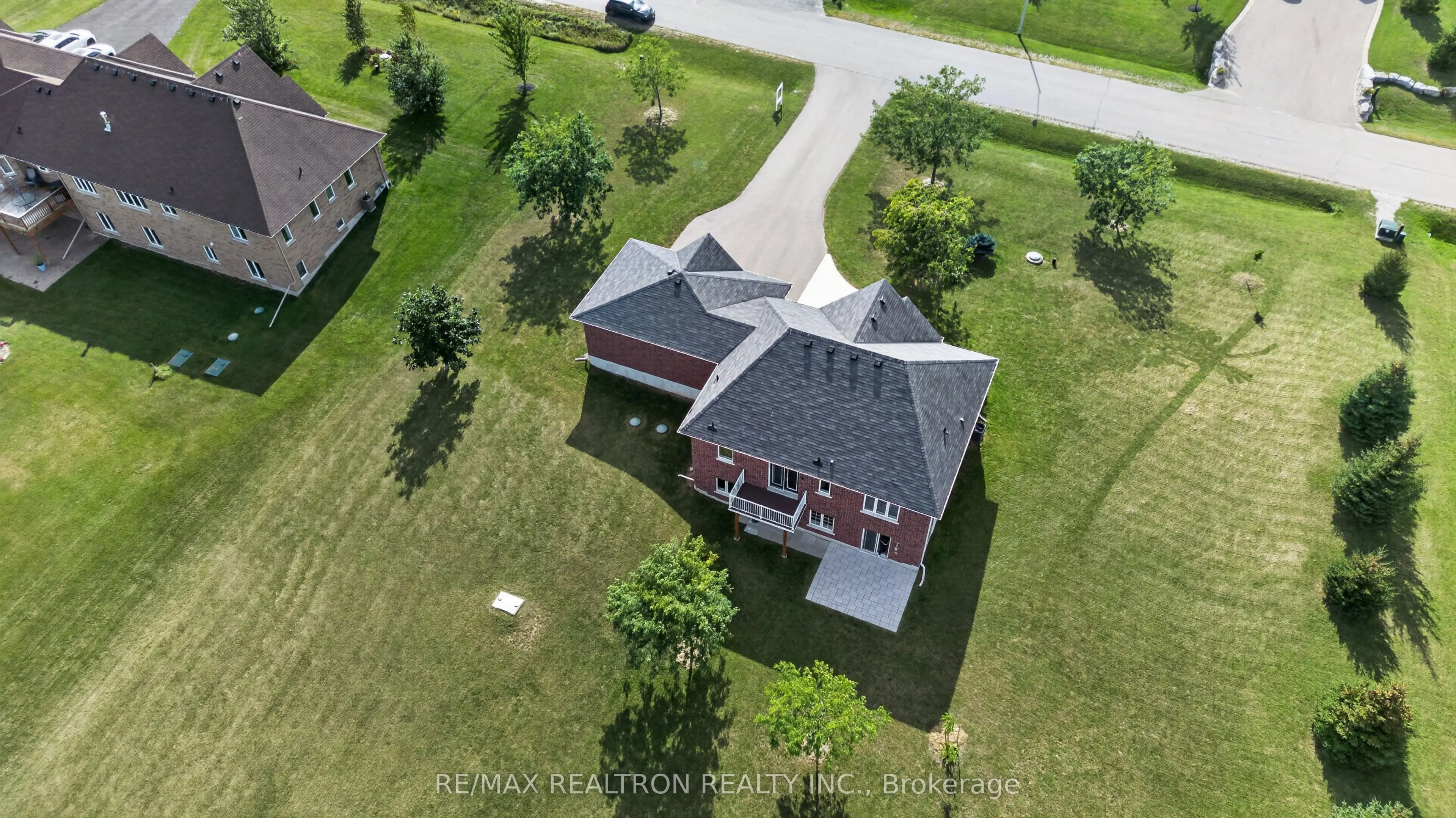 59 Songbird Crescent