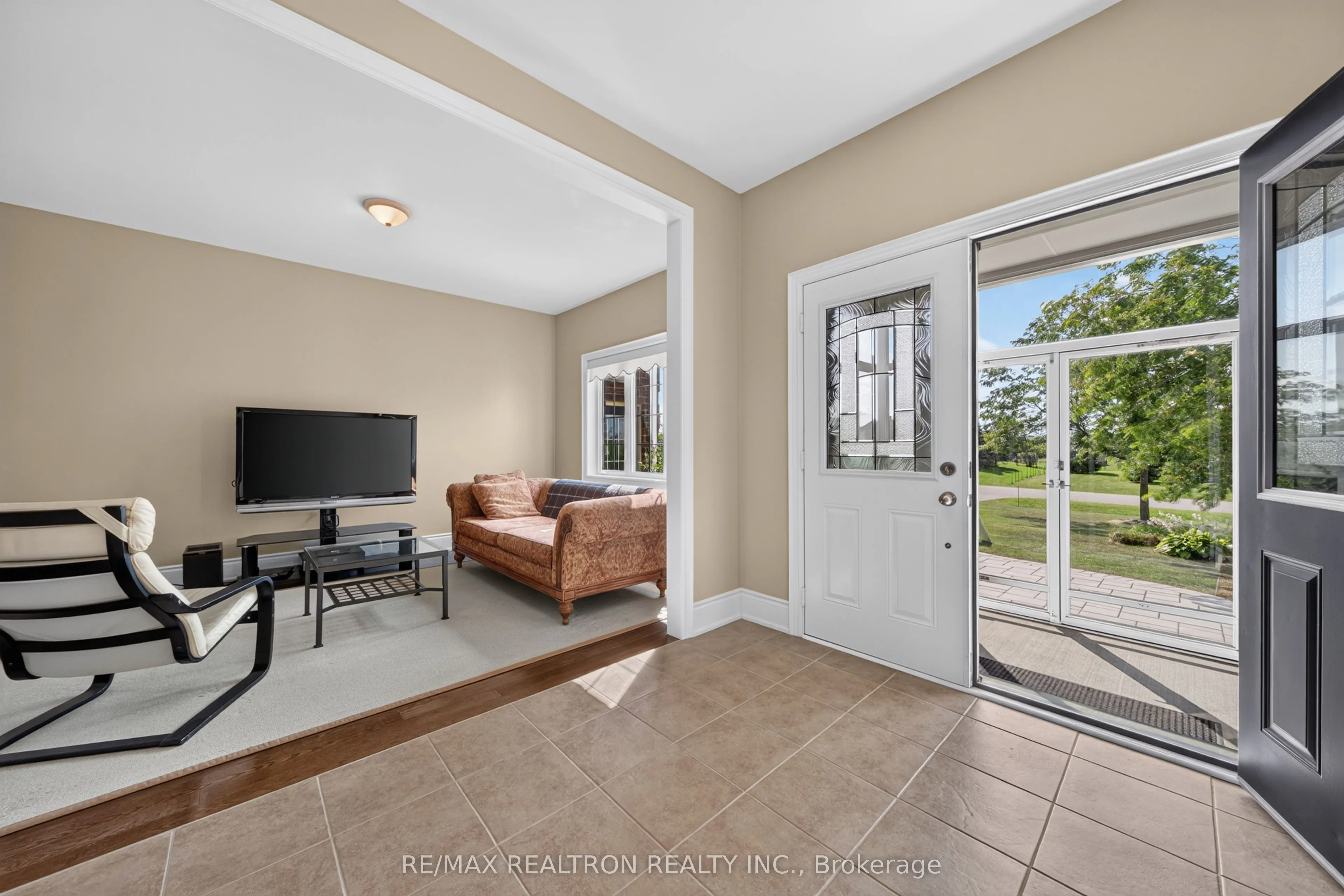 59 Songbird Crescent